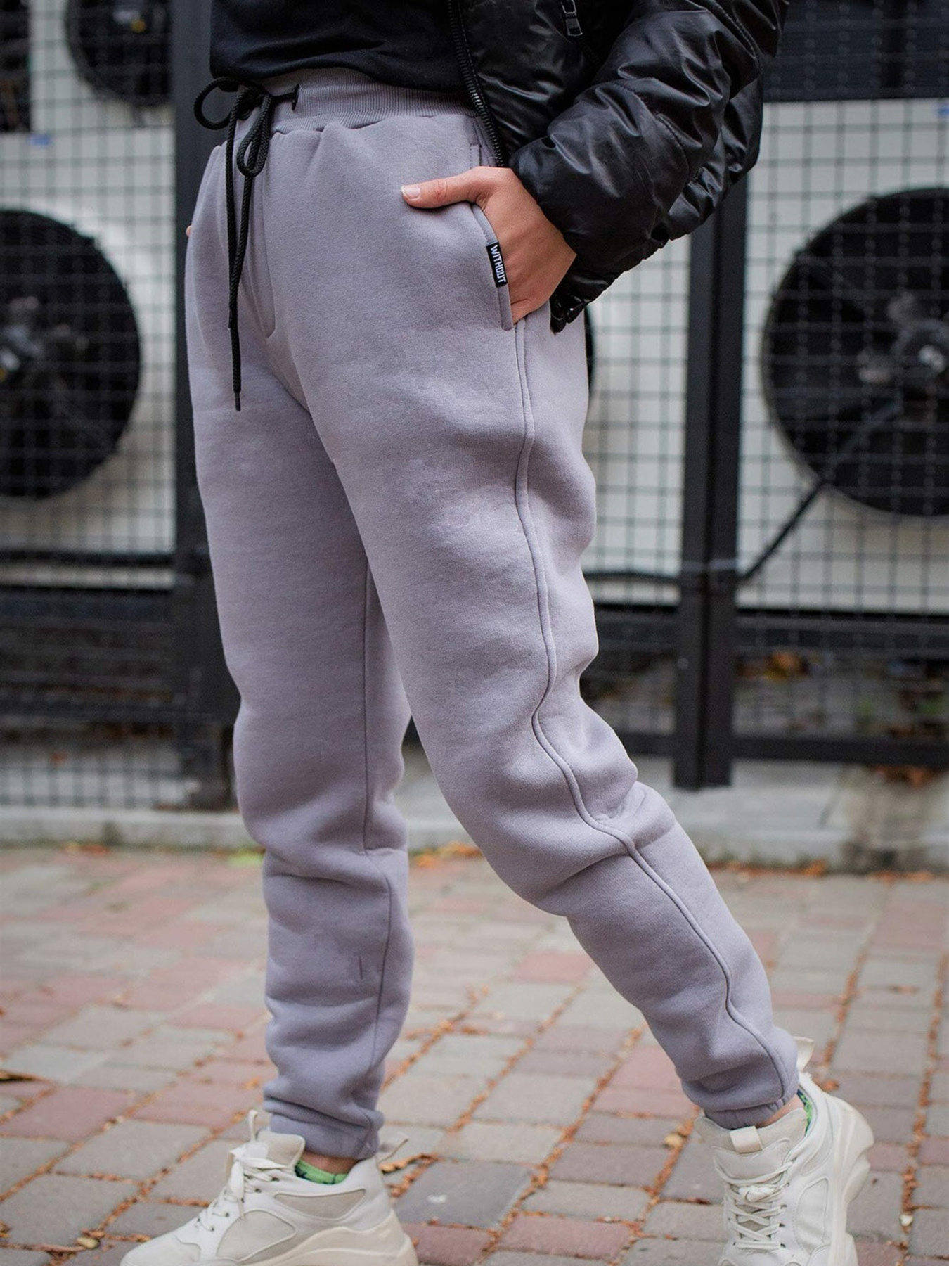 Штани спортивні Without модель 8048357 Фото