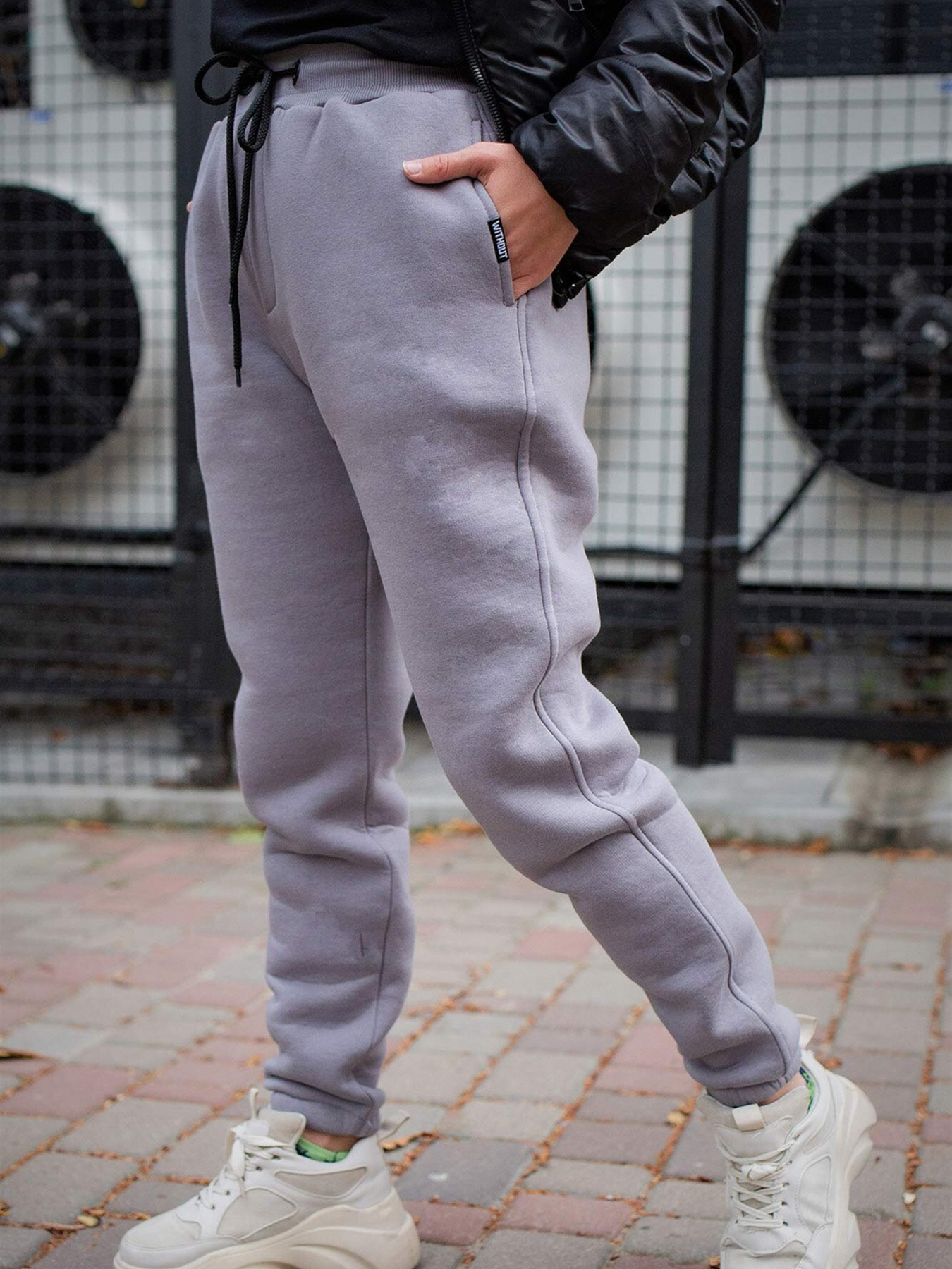 Спортивні штани Without модель 8048357 Фото