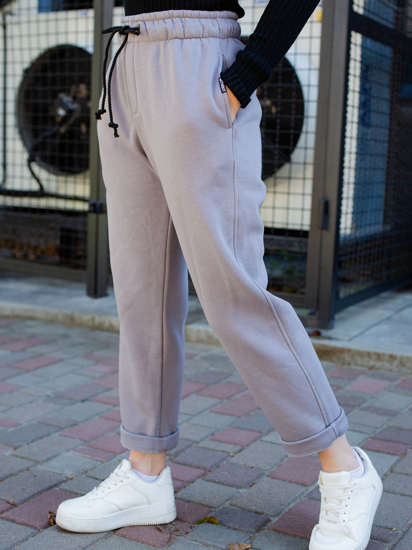 Брюки повседневные Without модель 8048893 Фото