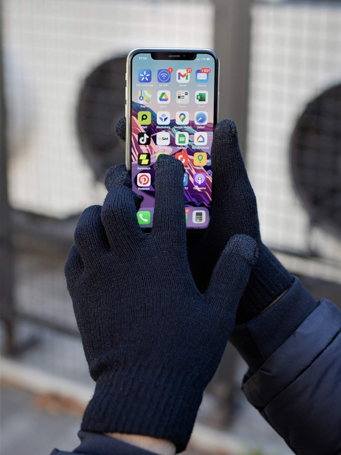 Рукавички Without модель 8048360 Фото