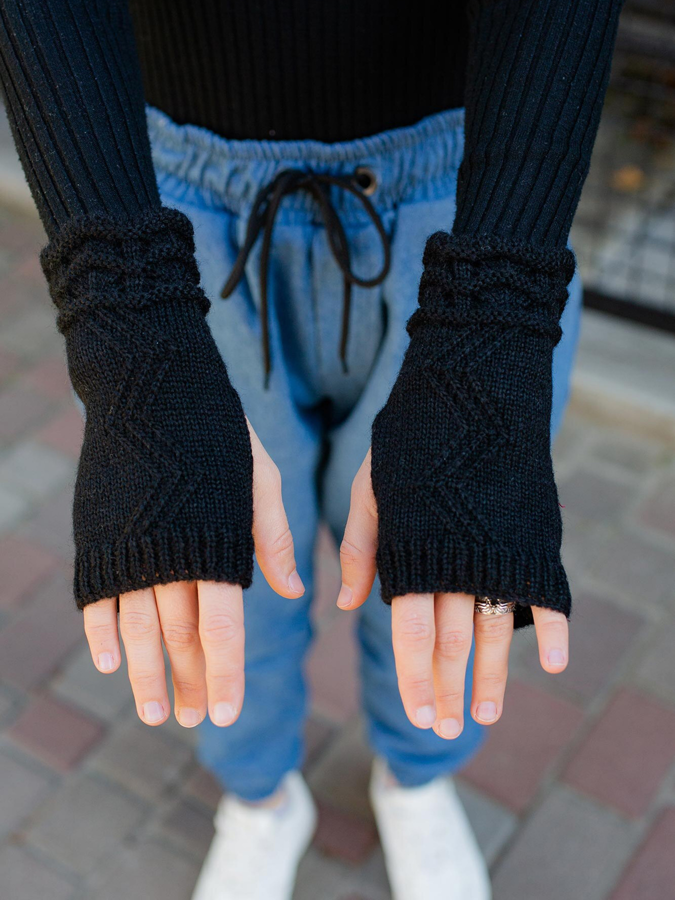 Рукавички Without модель 8048894 Фото