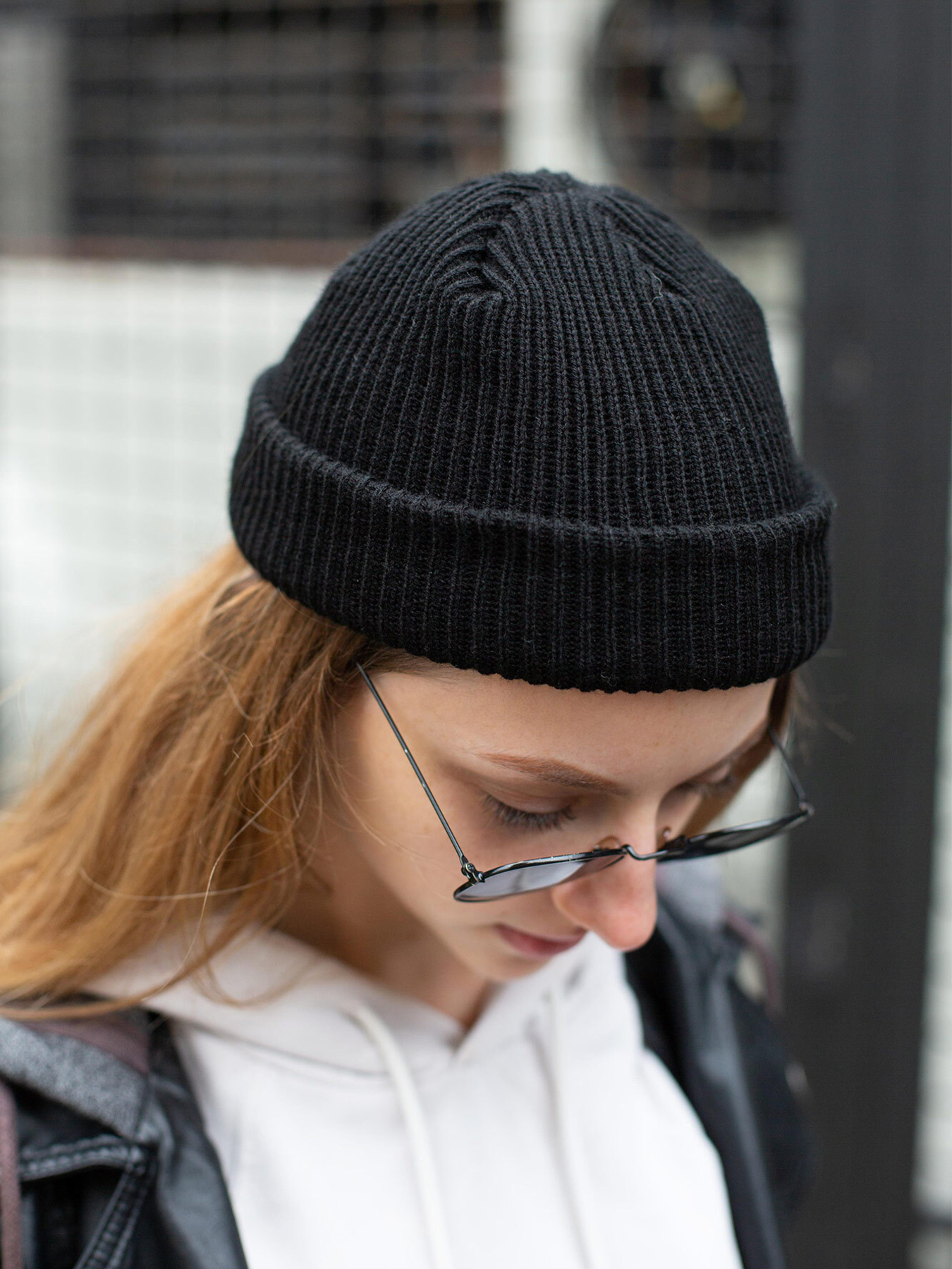 Шапка Without модель 8042677 Фото