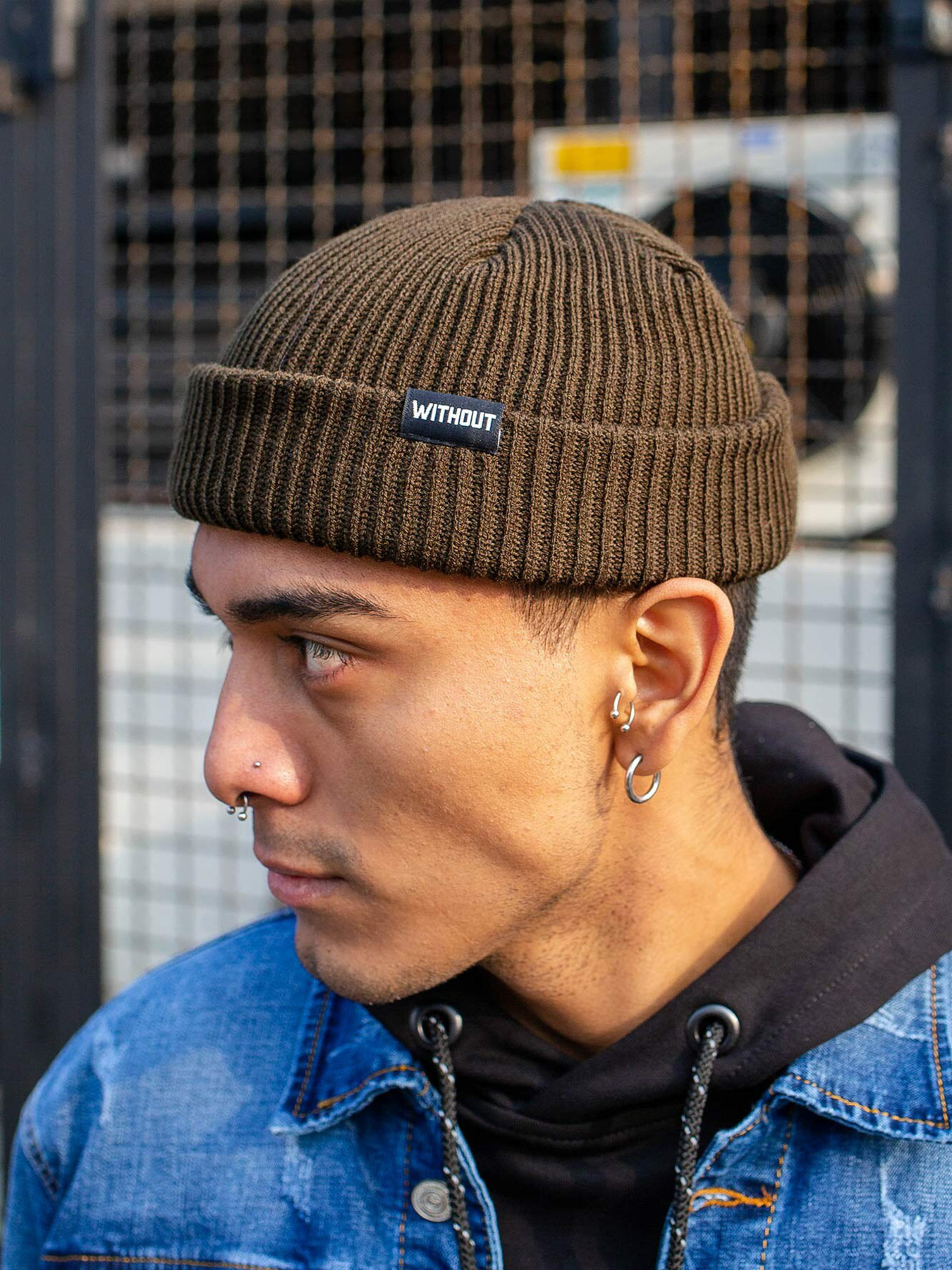 Шапка Without модель 8042816 Фото