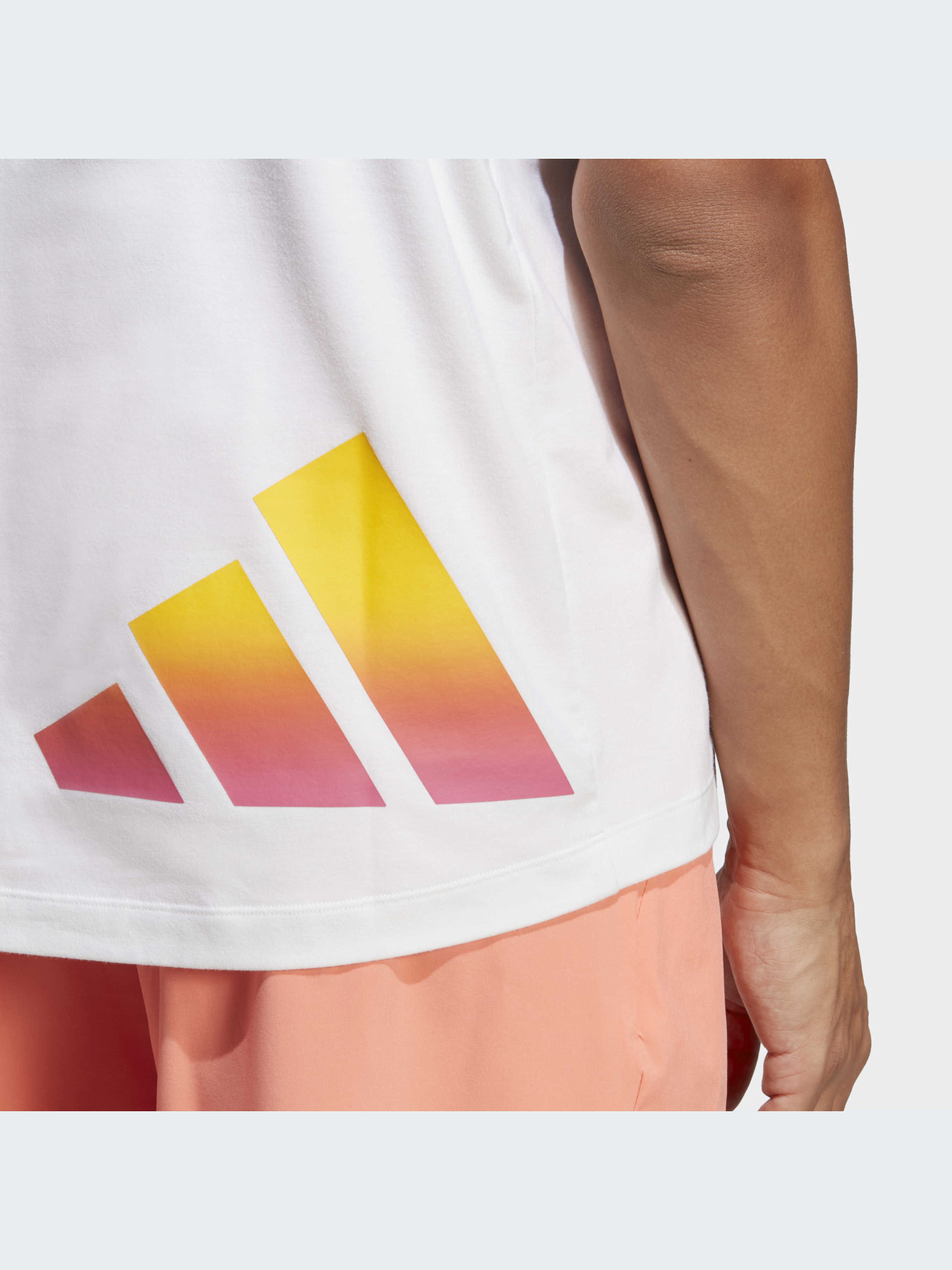 Спортивная футболка Adidas модель IC5491 Фото