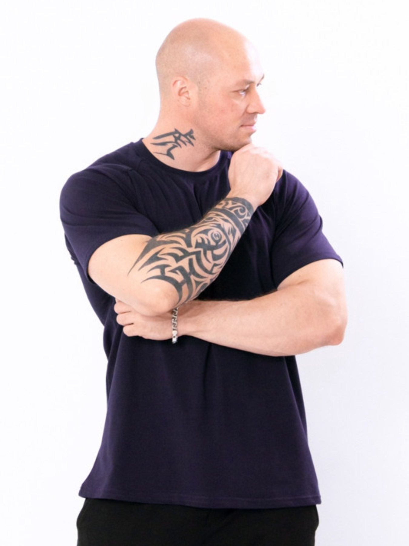 Футболка Носи своє модель 8011-036-chornilxno-sinj Фото