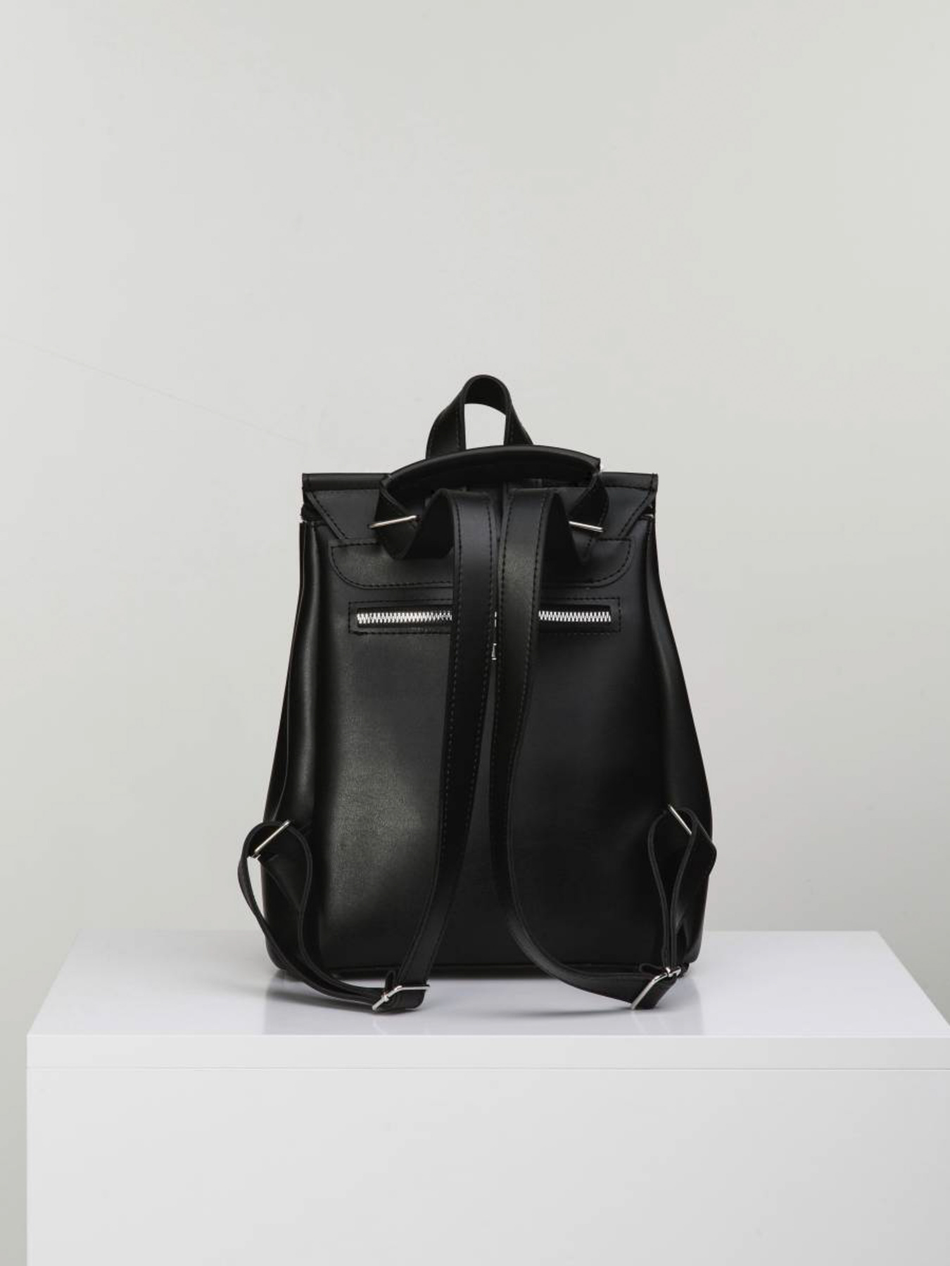 Повсякденний рюкзак Romashka Уитби модель 104000910103 Повсякденний рюкзак Romashka Уитби модель 104000910103 Фото