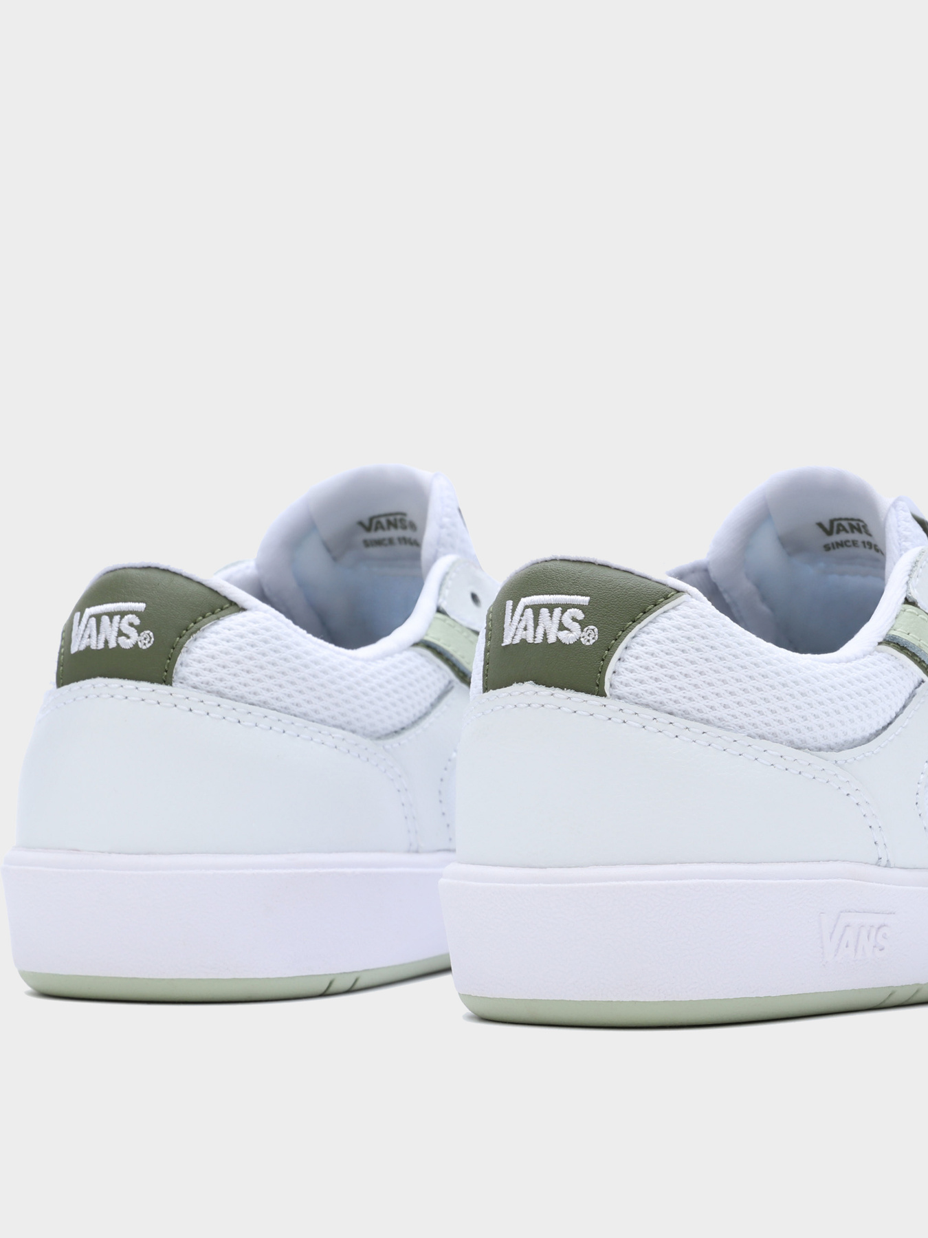 Кроссовки Vans модель VN000BWBBHF1 Фото