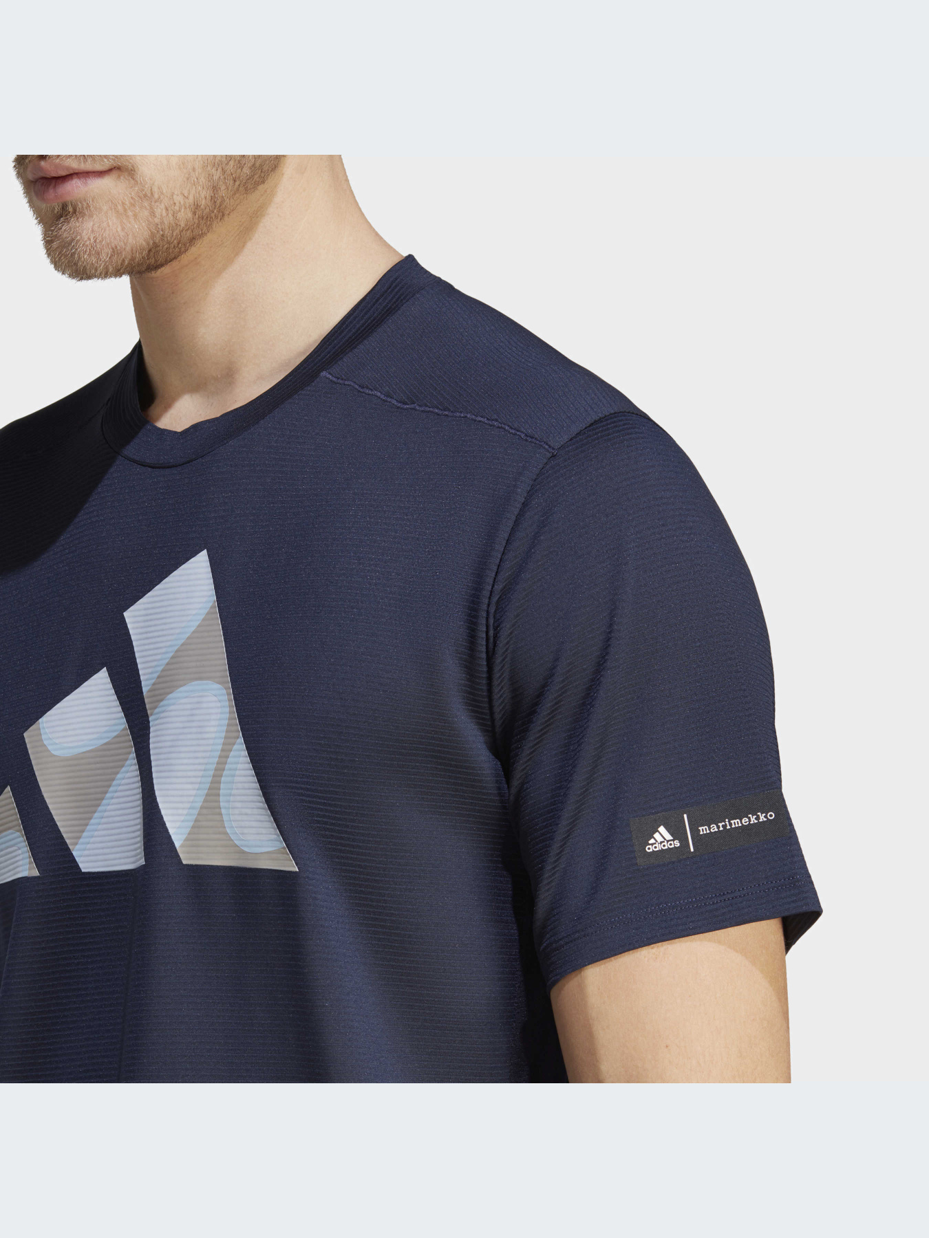 Спортивна футболка Adidas x Marimekko модель HR8208 Спортивна футболка Adidas x Marimekko модель HR8208 Фото