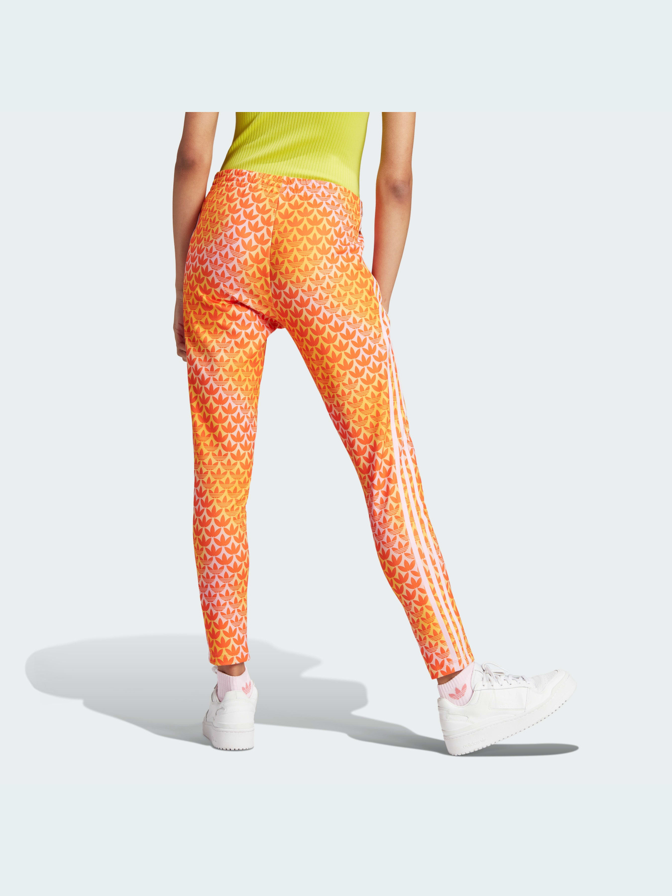 Штаны спортивные Adidas Graphics модель IJ6004 Фото