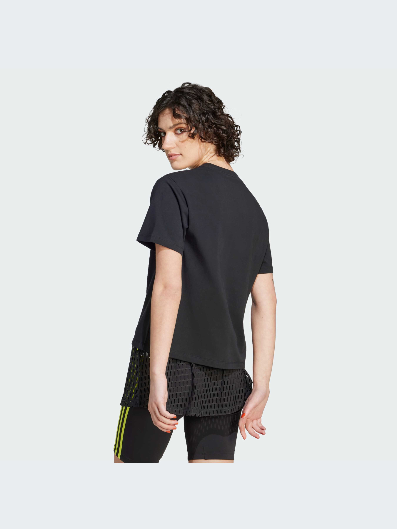 Футболка Adidas Graphics модель IK0496 Фото