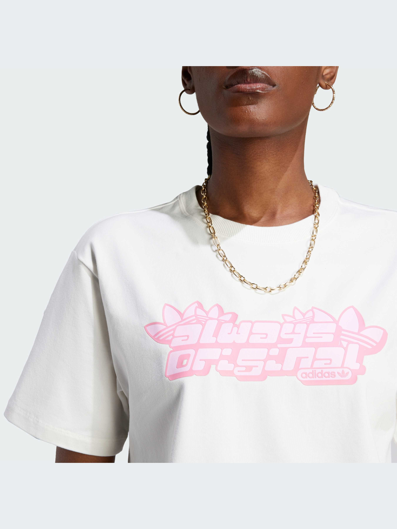 Футболка Adidas Graphics модель IJ7335 Футболка Adidas Graphics модель IJ7335 Фото