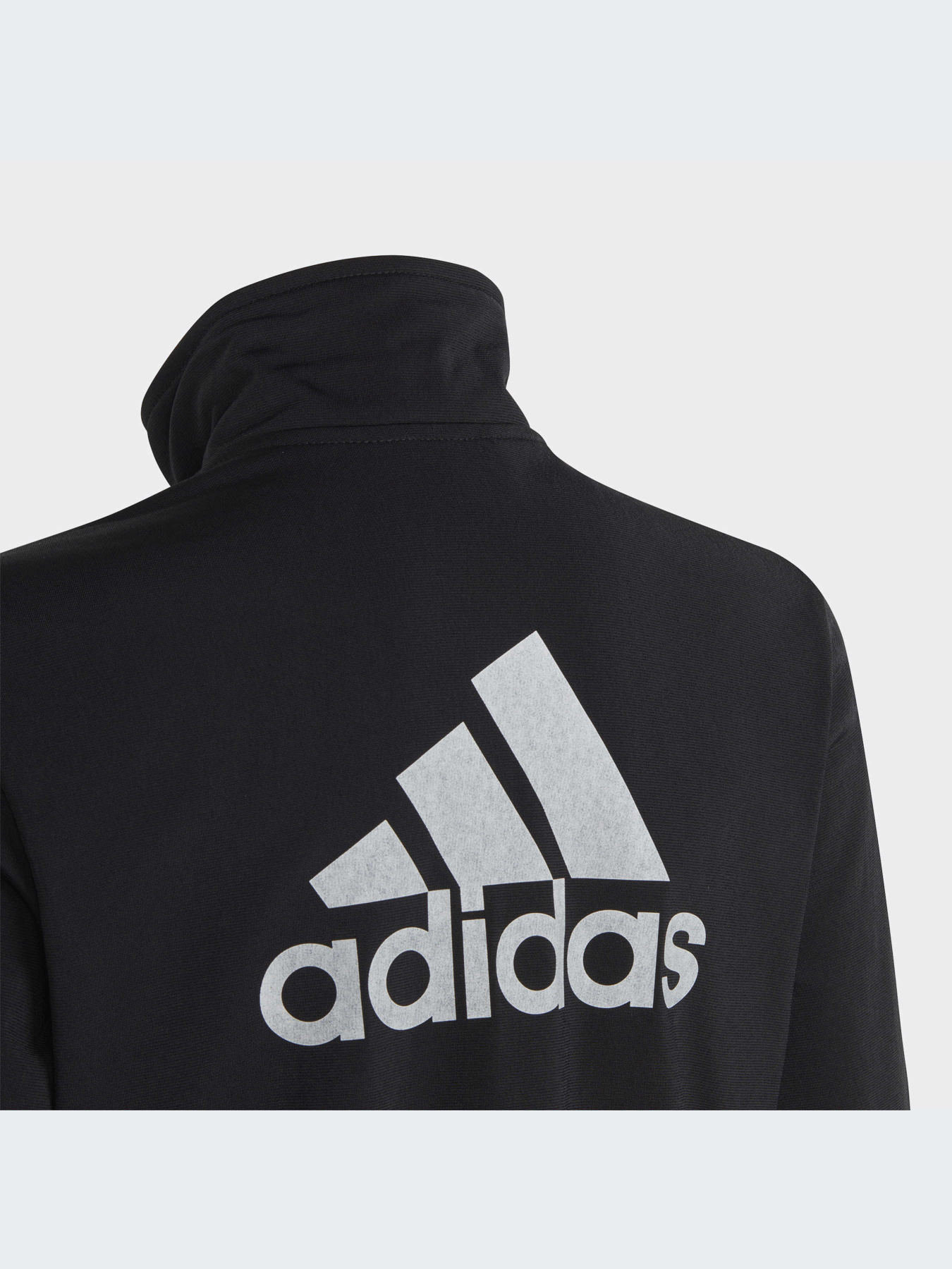 Спортивный костюм Adidas модель IB8905 Фото