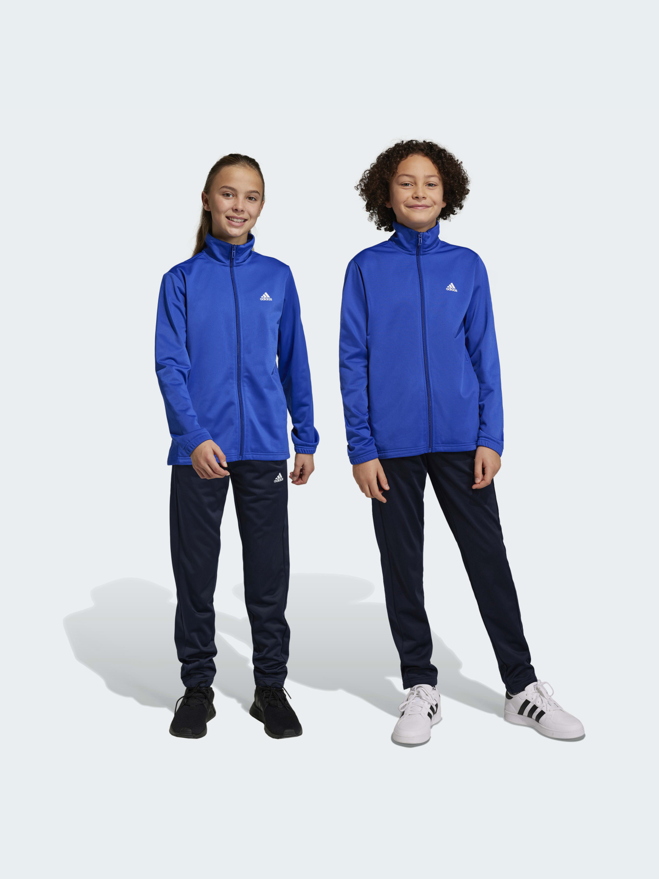 Спортивный костюм Adidas модель HR6408 Фото