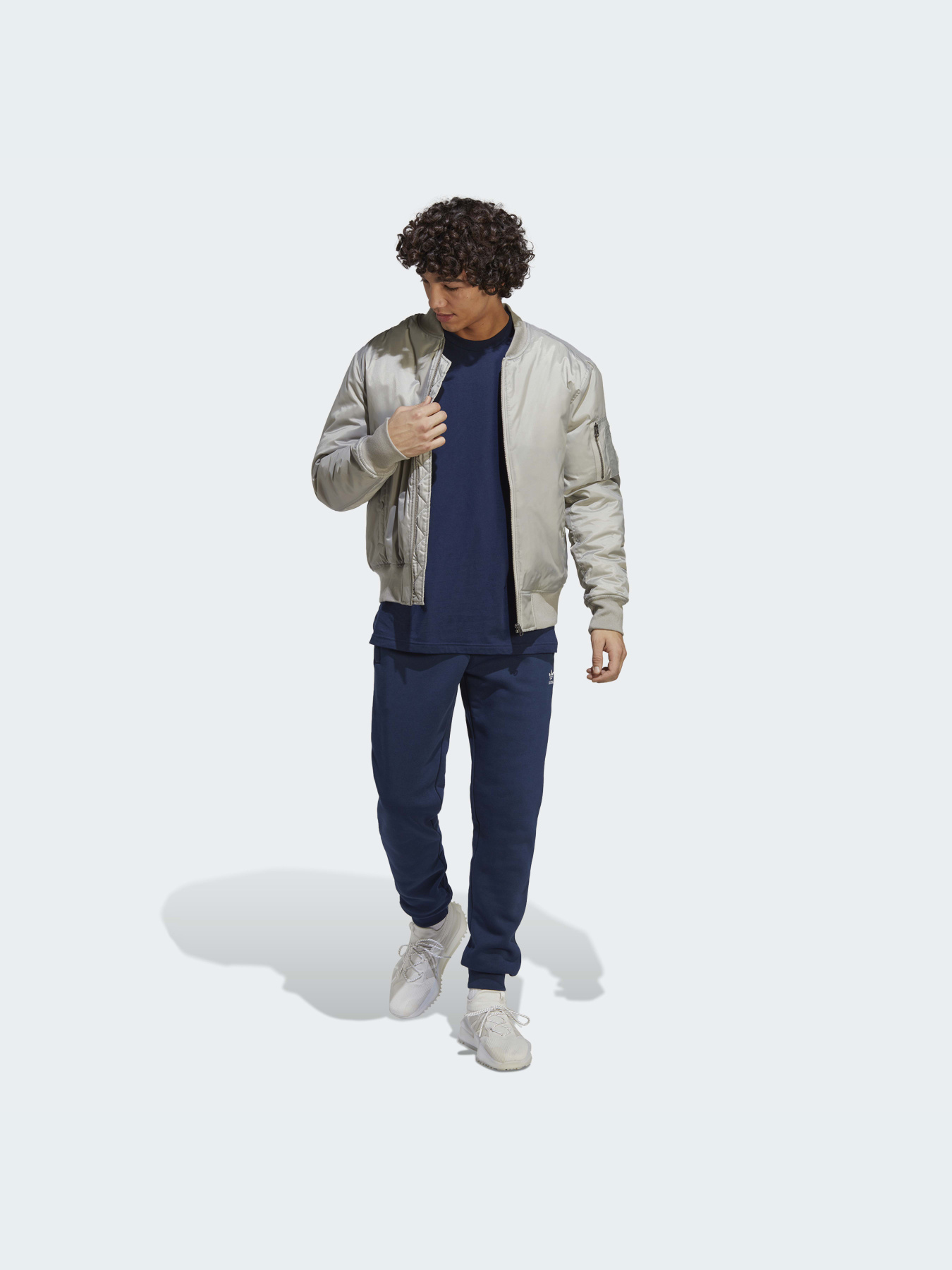 Джоггеры Adidas модель IA4835 Фото