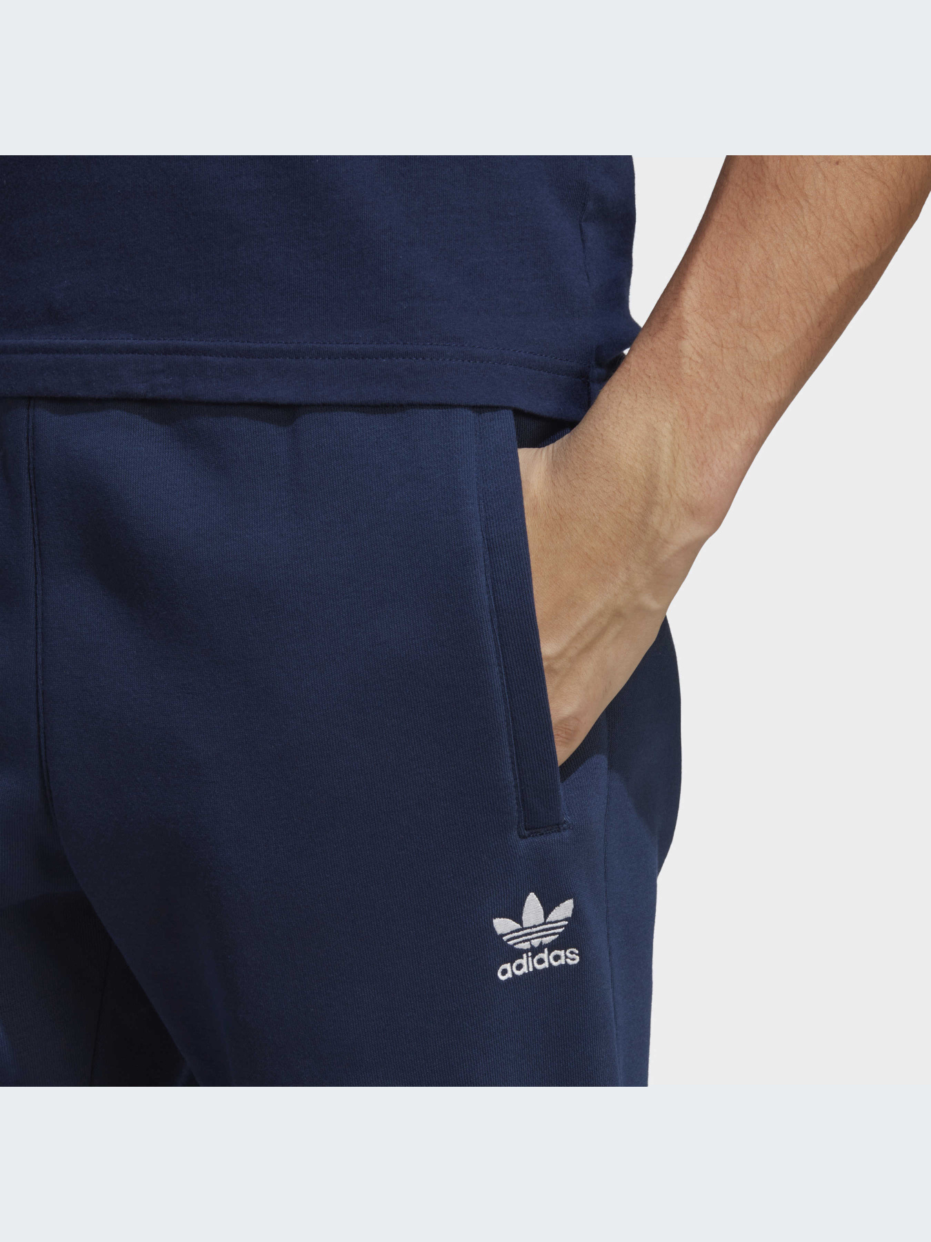 Джоггеры Adidas модель IA4835 Фото