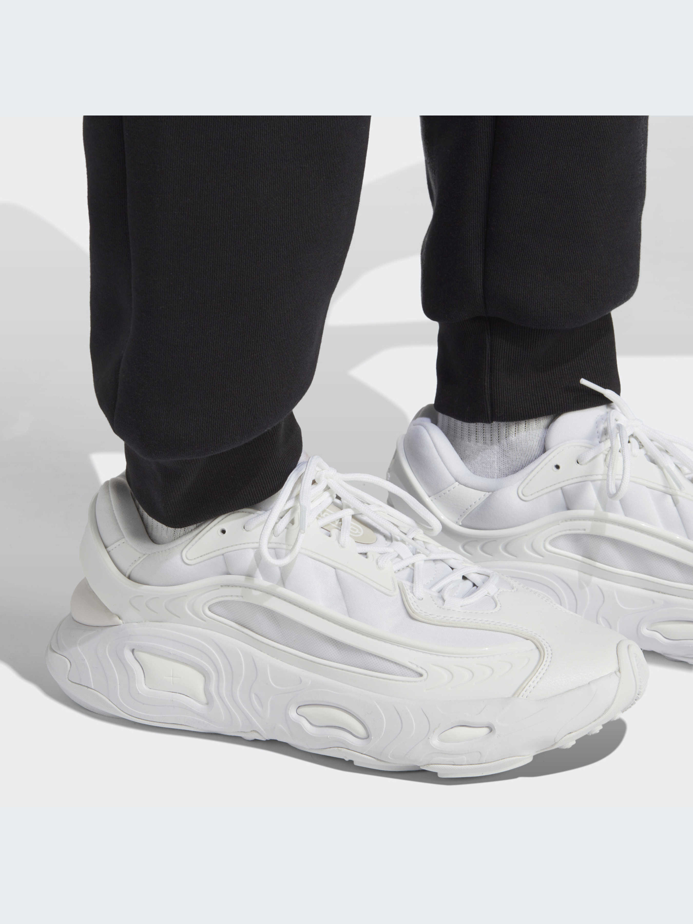 Джоггеры Adidas модель IA4837 Фото