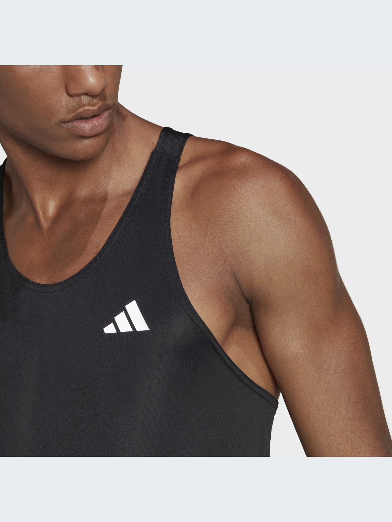 Спортивна майка Adidas модель HM8437 Спортивна майка Adidas модель HM8437 Фото