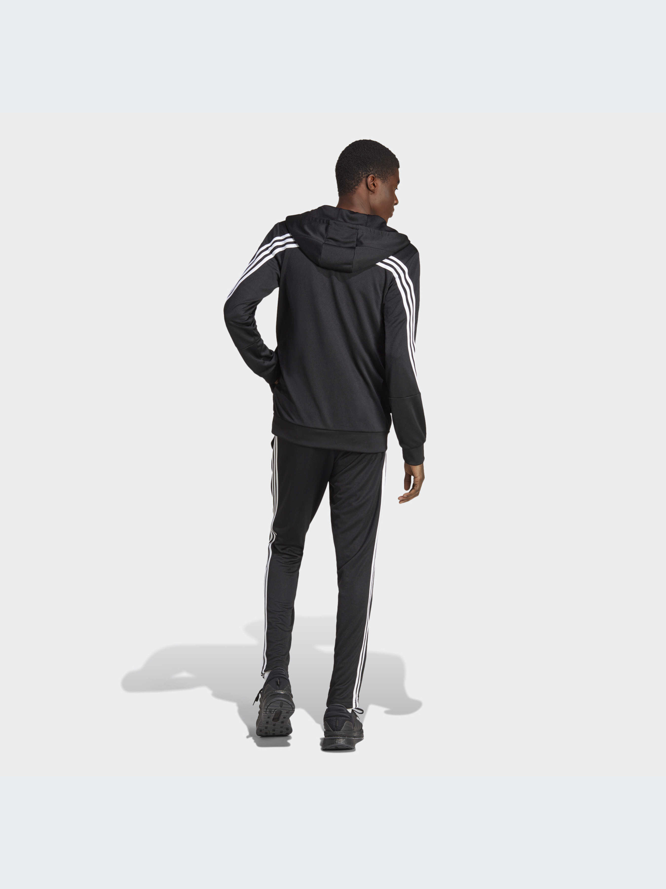 Спортивний костюм Adidas 3 Stripes модель IC6767 Фото