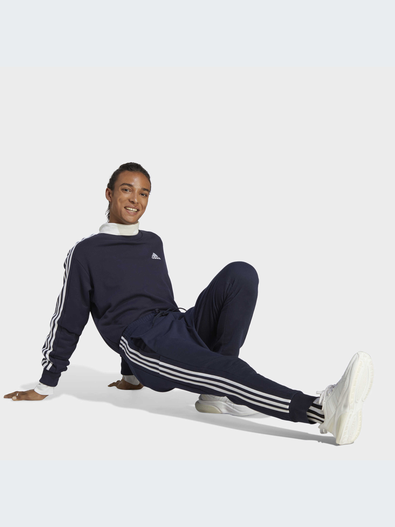 Штани Adidas модель IC9406 Фото