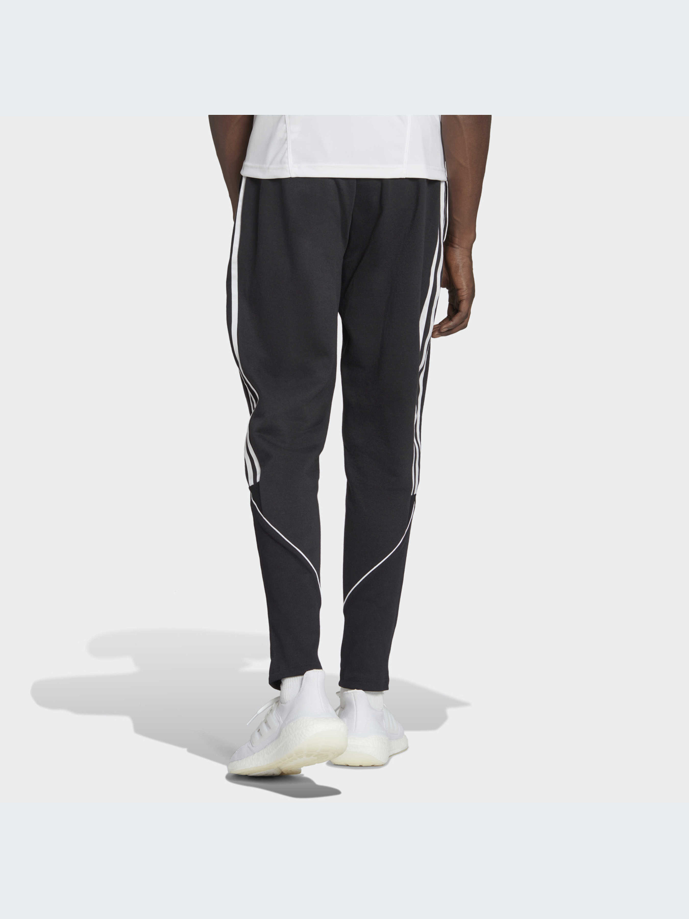 Штани спортивні Adidas Tiro модель HS3611 Фото