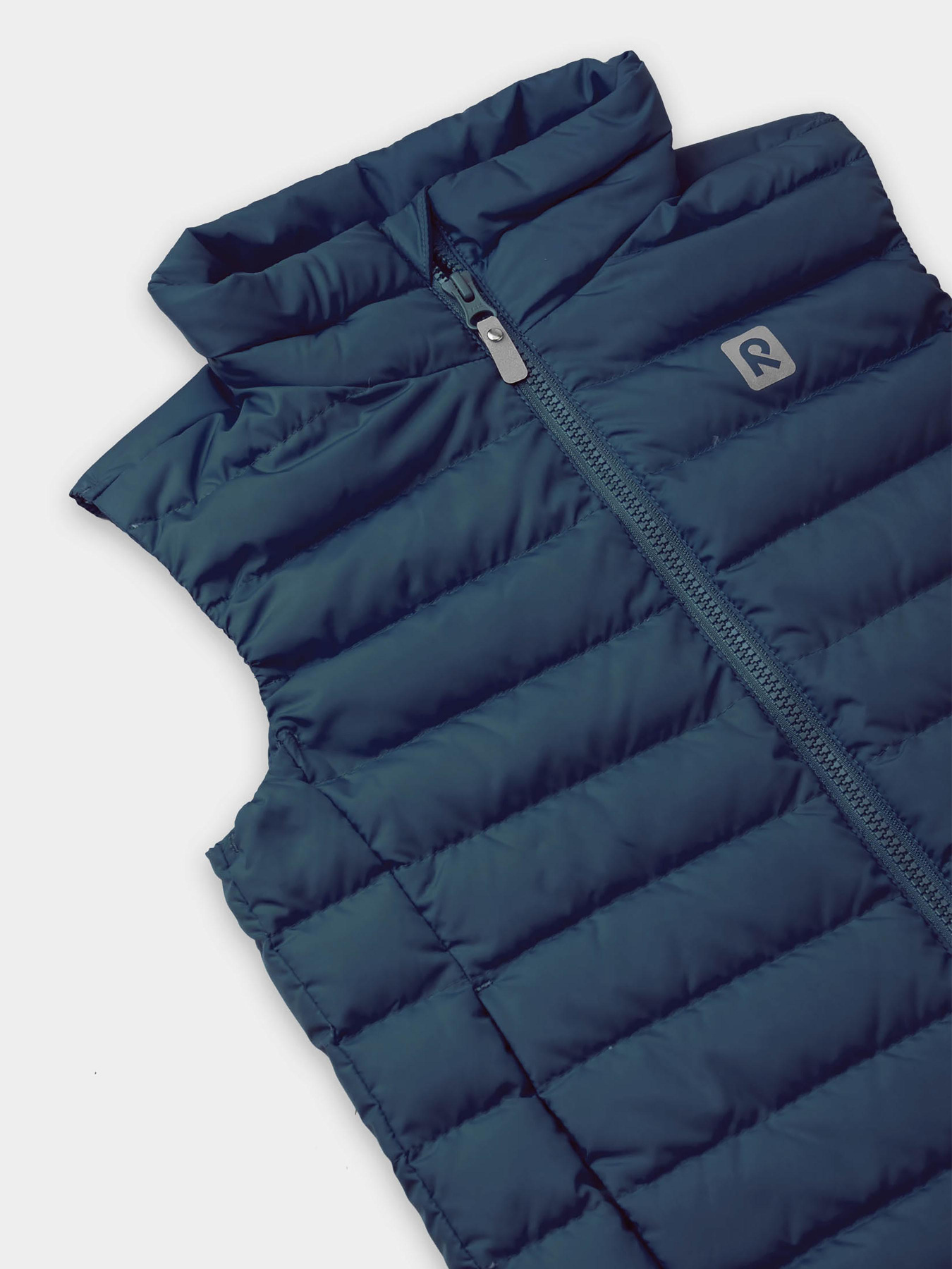 Утеплений жилет REIMA Fauna модель 531477-6980 Утеплений жилет REIMA Fauna модель 531477-6980 Фото