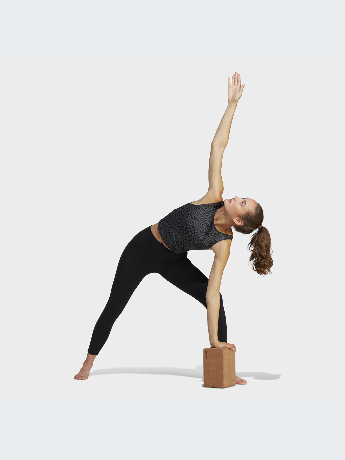 Майка спортивная Adidas модель HY2602 Фото