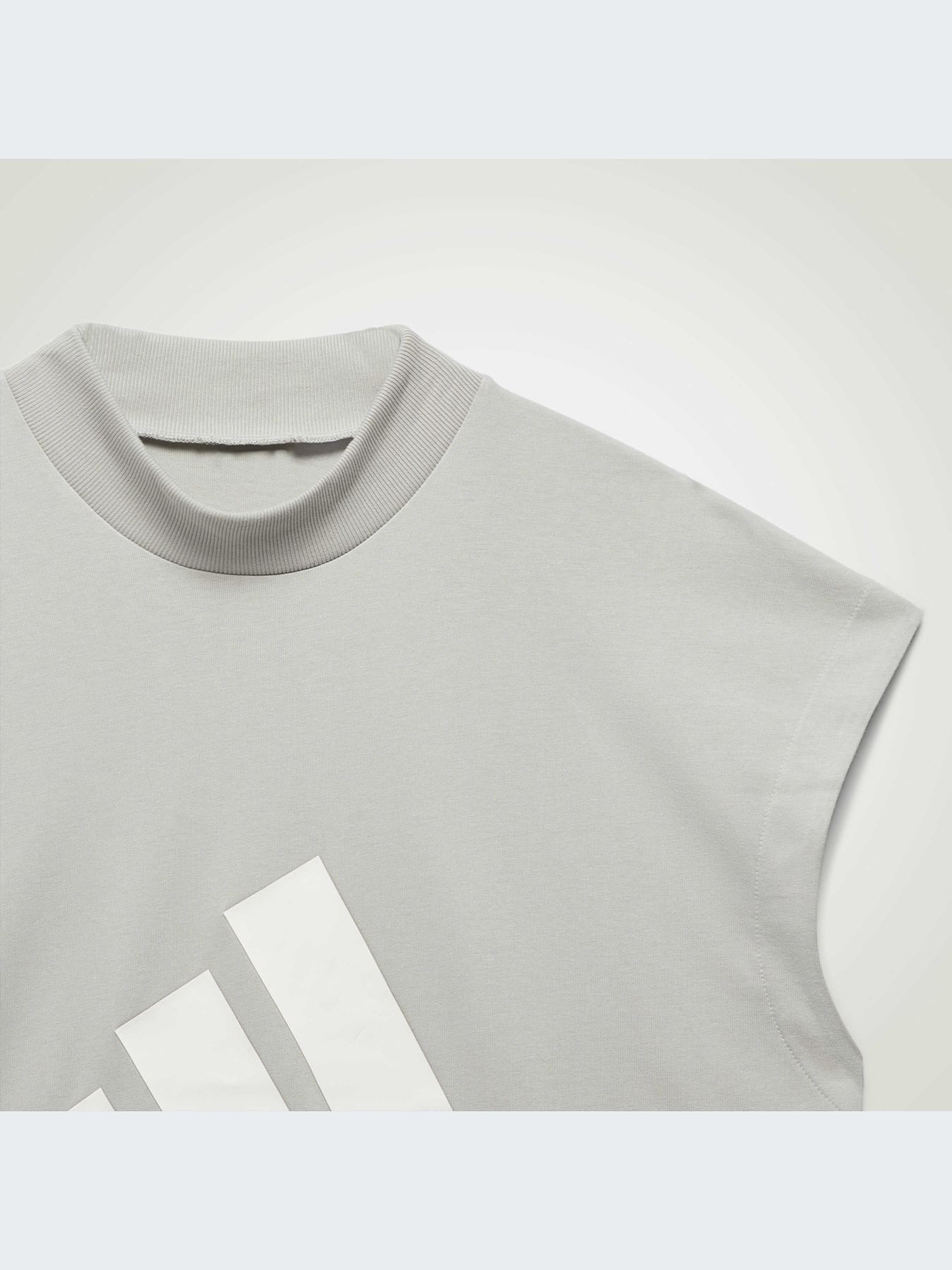 Спортивна майка Adidas модель IA3445 Фото