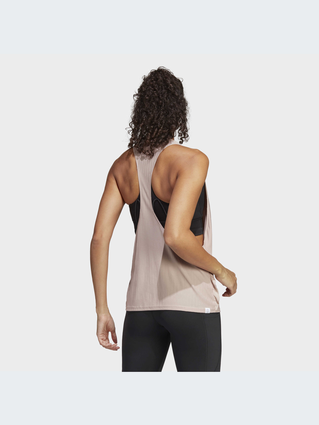 Спортивная майка Adidas модель HR5724 Спортивная майка Adidas модель HR5724 Фото