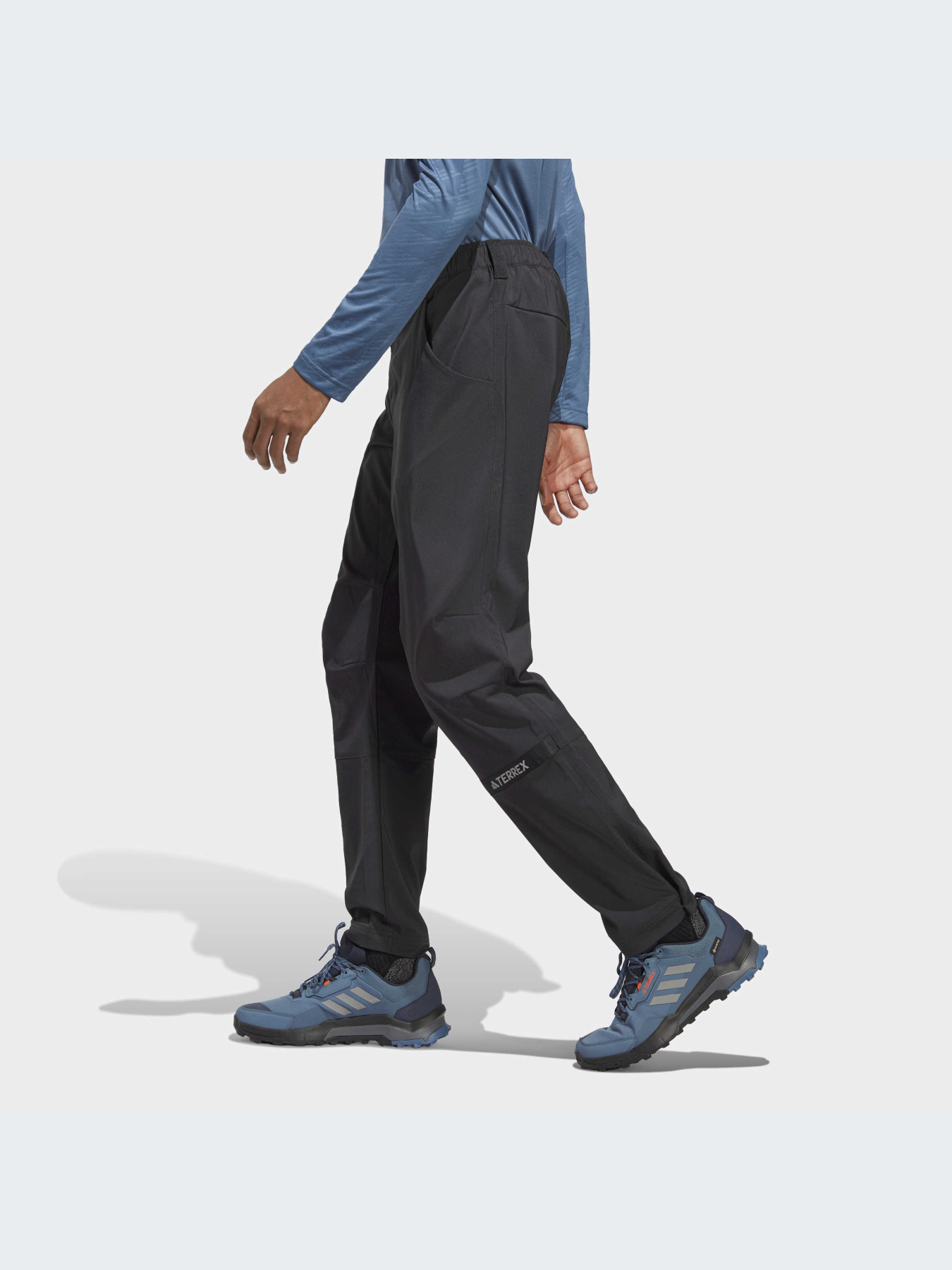 Штаны спортивные Adidas модель HM4032 Фото