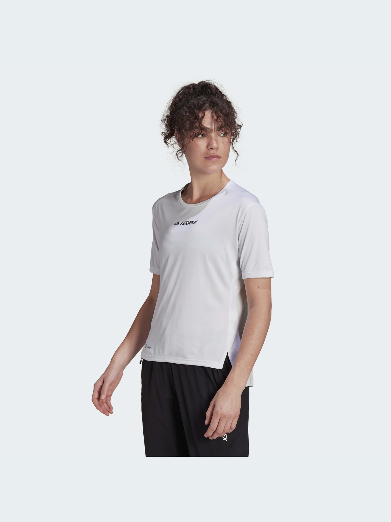 Спортивная футболка Adidas модель H53387 Спортивная футболка Adidas модель H53387 Фото