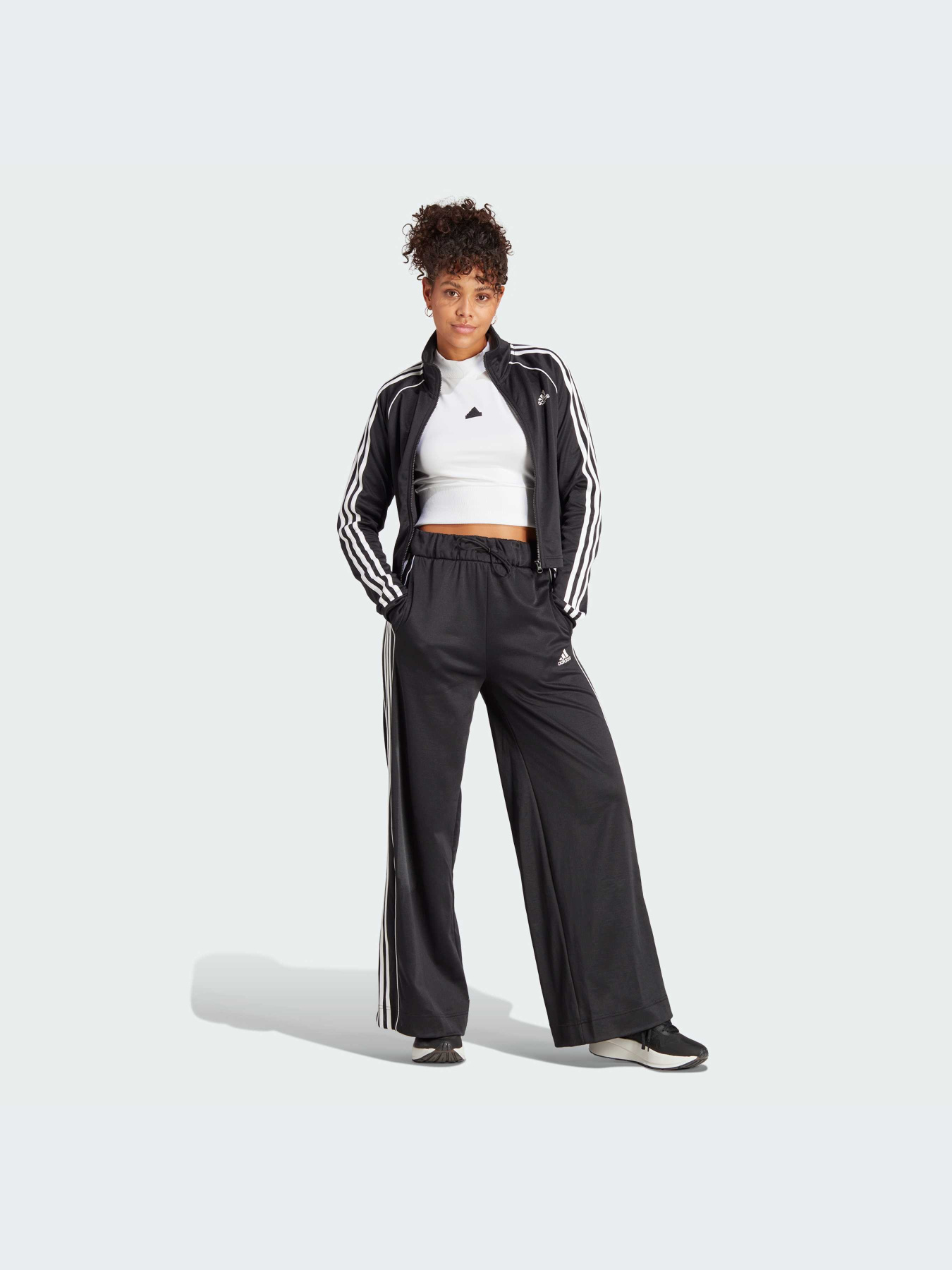 Спортивный костюм Adidas модель IA3147 Фото