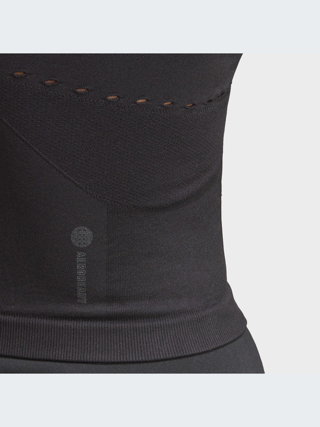 Спортивная майка Adidas модель HT9377 Спортивная майка Adidas модель HT9377 Фото