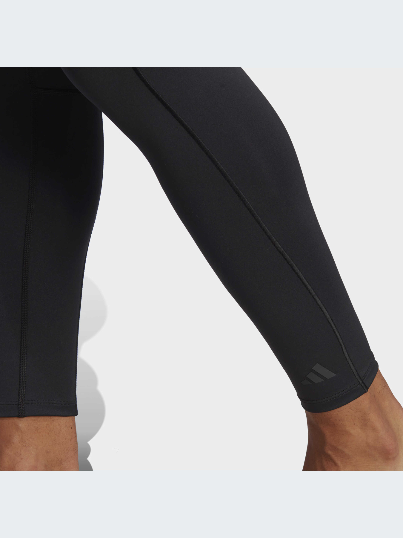 Тайтсы Adidas модель HT2119 Фото