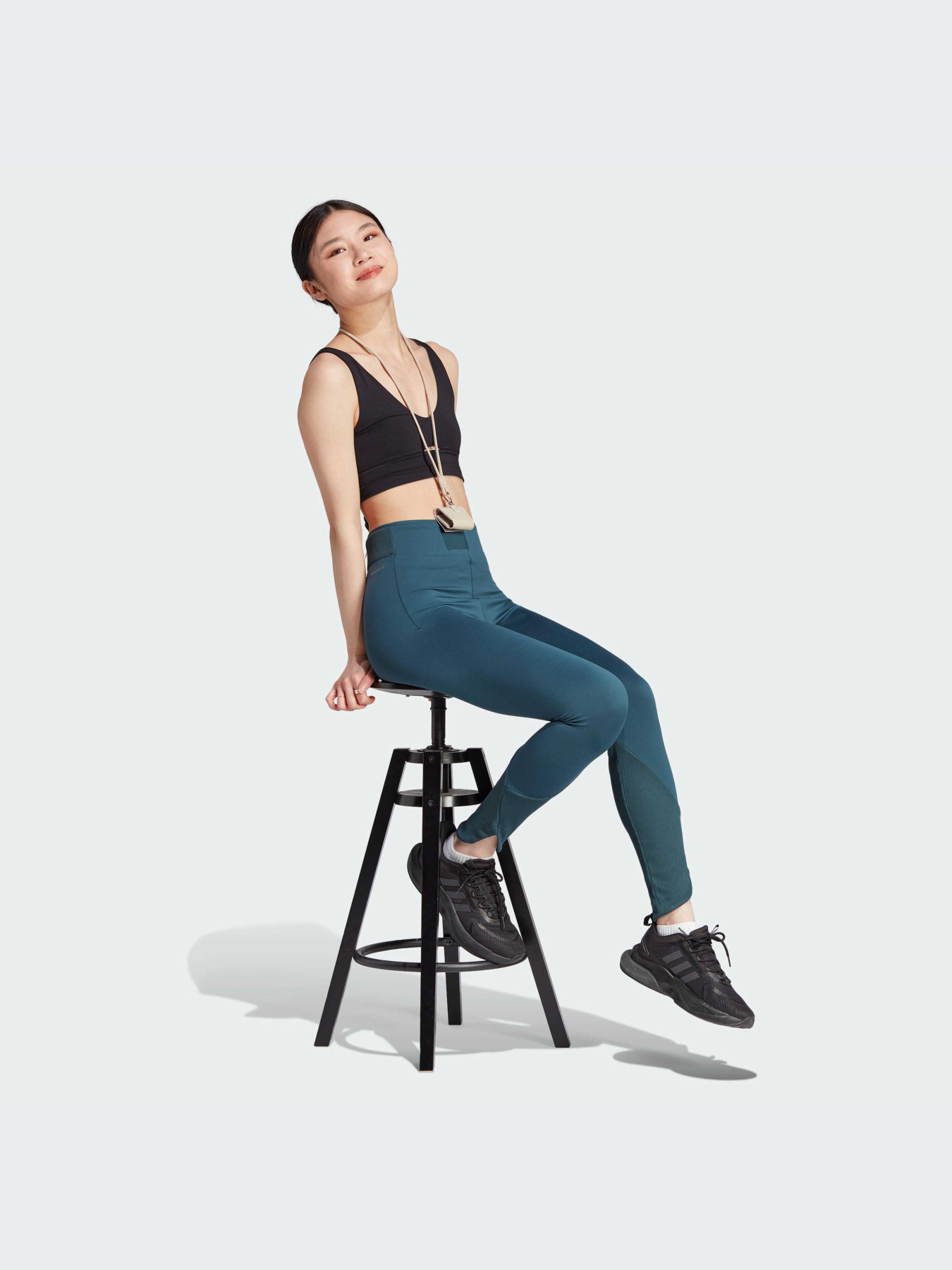 Легінси Adidas ZNE модель IM4941 Фото