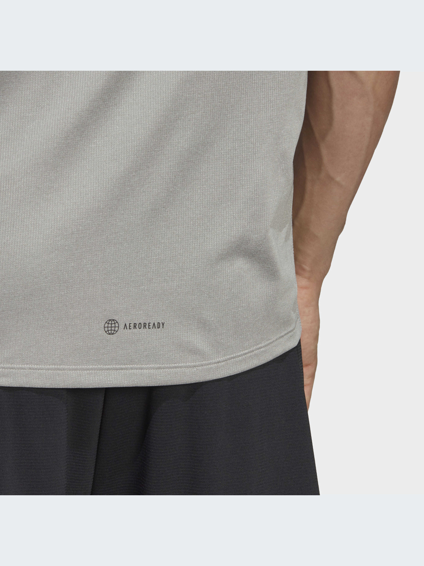 Спортивная футболка Adidas модель HS7508 Фото