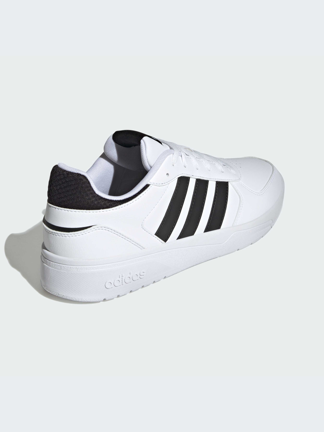 Кроссовки повседневные Adidas Court модель ID9658 Фото