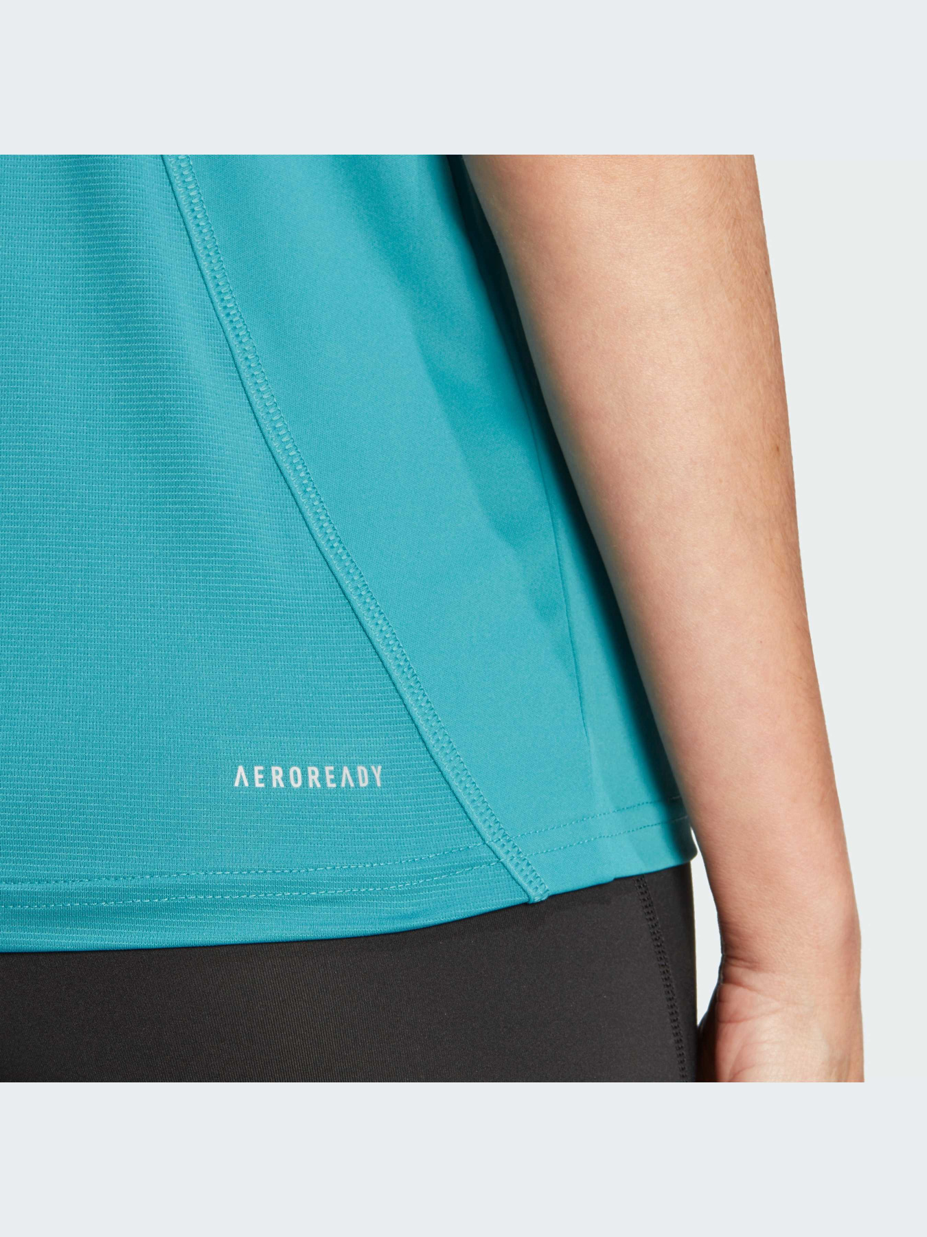 Футболка спортивная Adidas модель IL8582 Фото