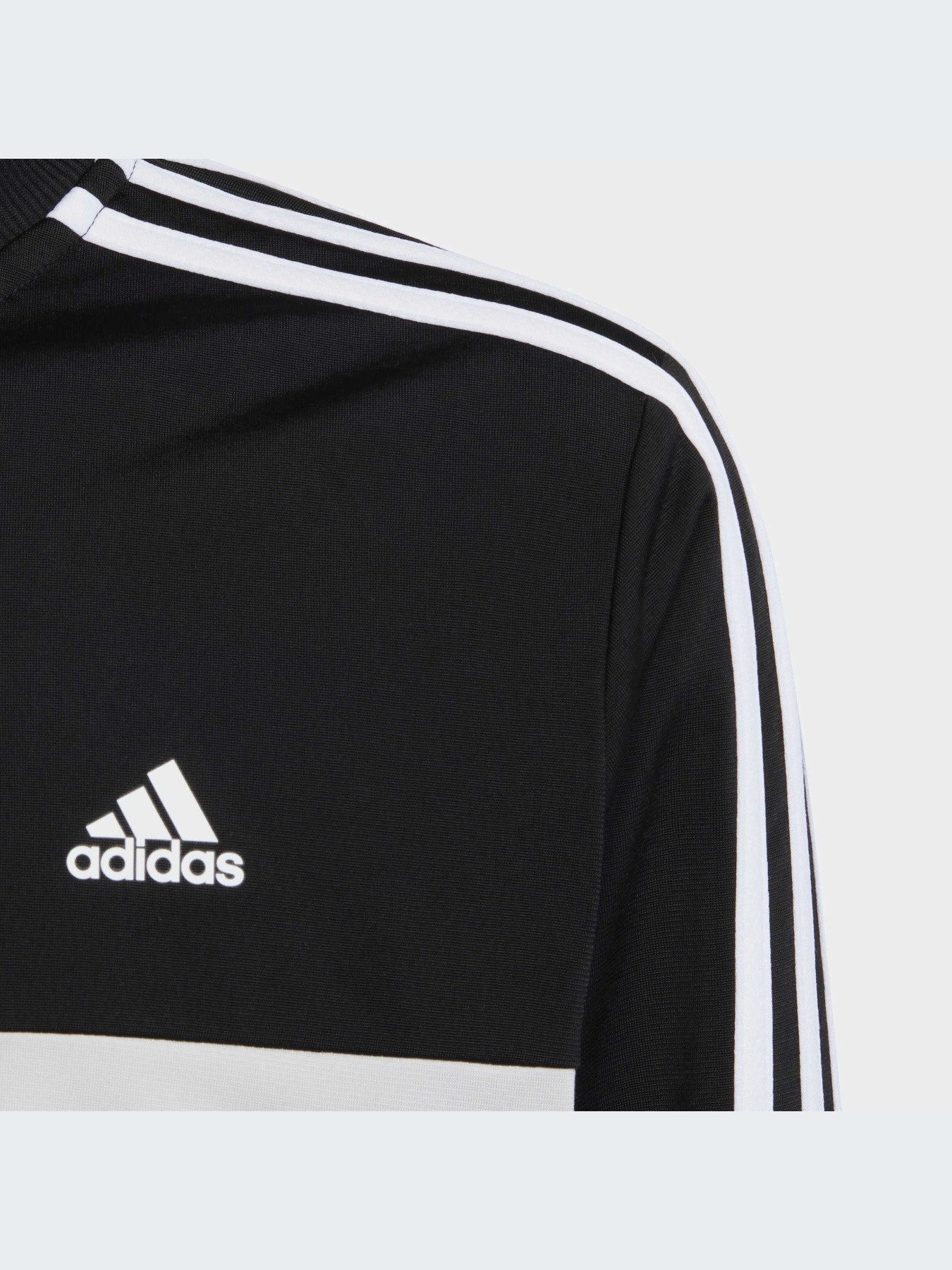 Костюмы Adidas модель HR6406 Костюмы Adidas модель HR6406 Фото