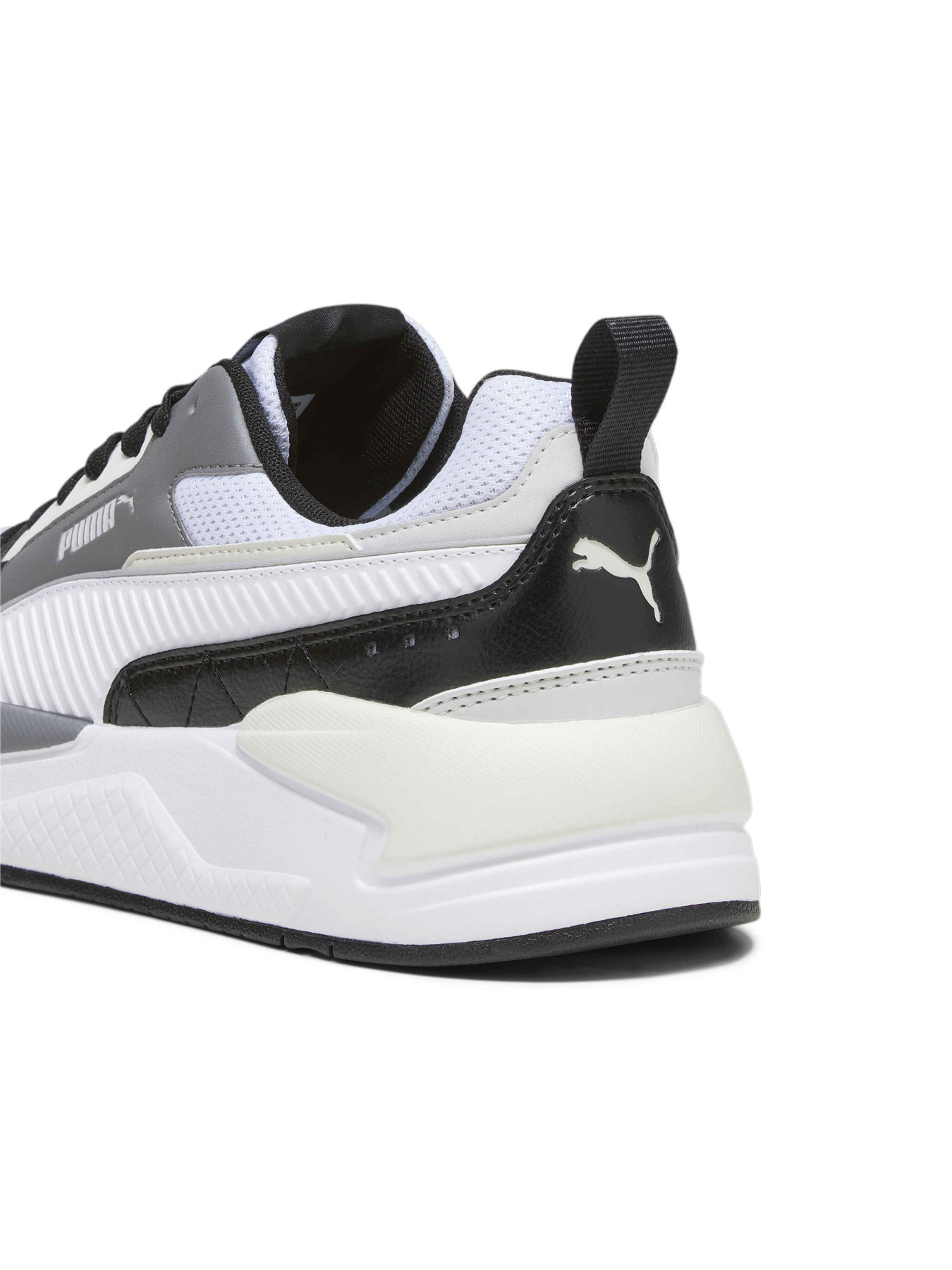 Кросівки повсякденні PUMA X-ray 2 Square модель 373108 Фото