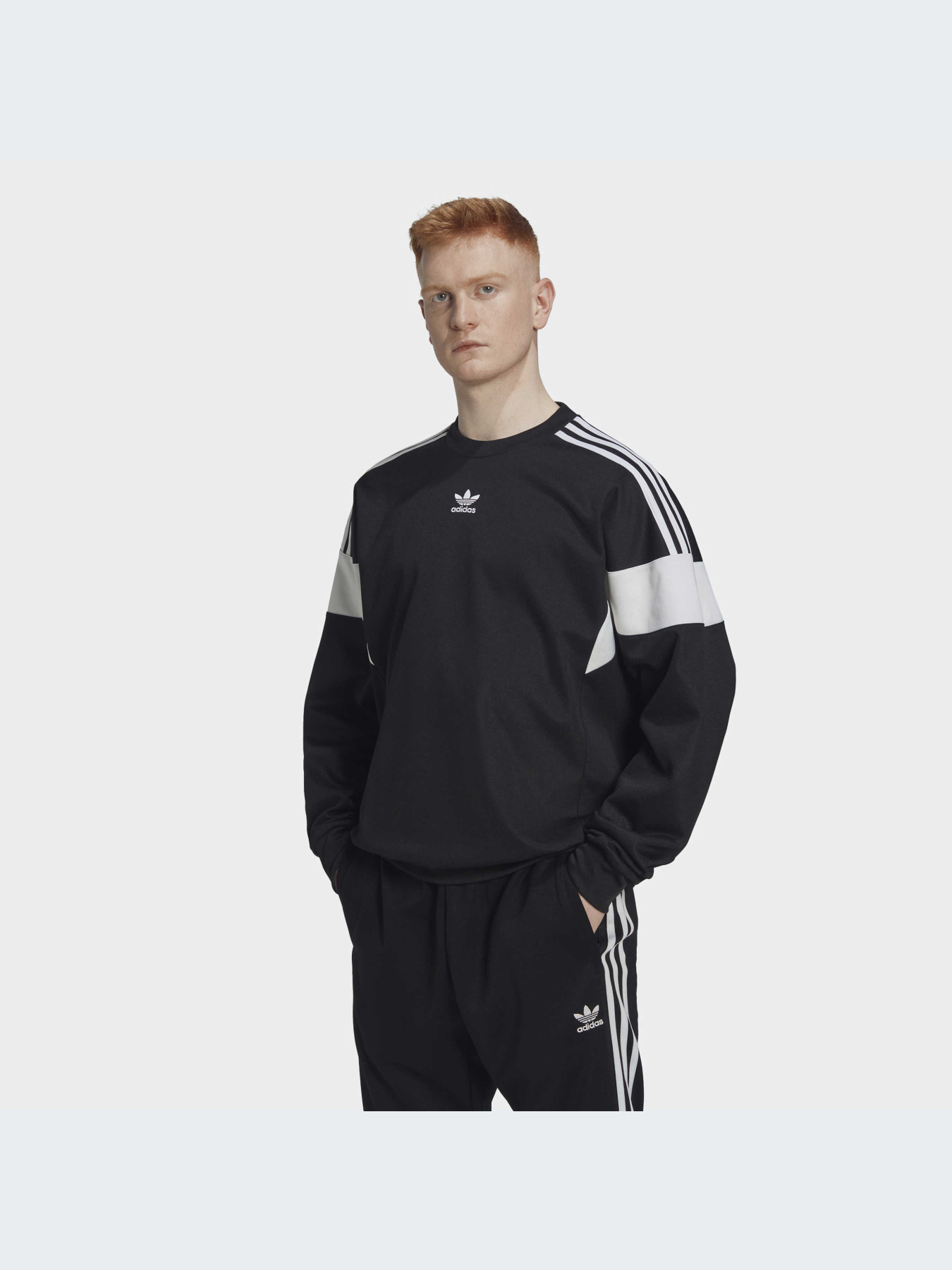 Свитшот Adidas модель HN6117 Фото