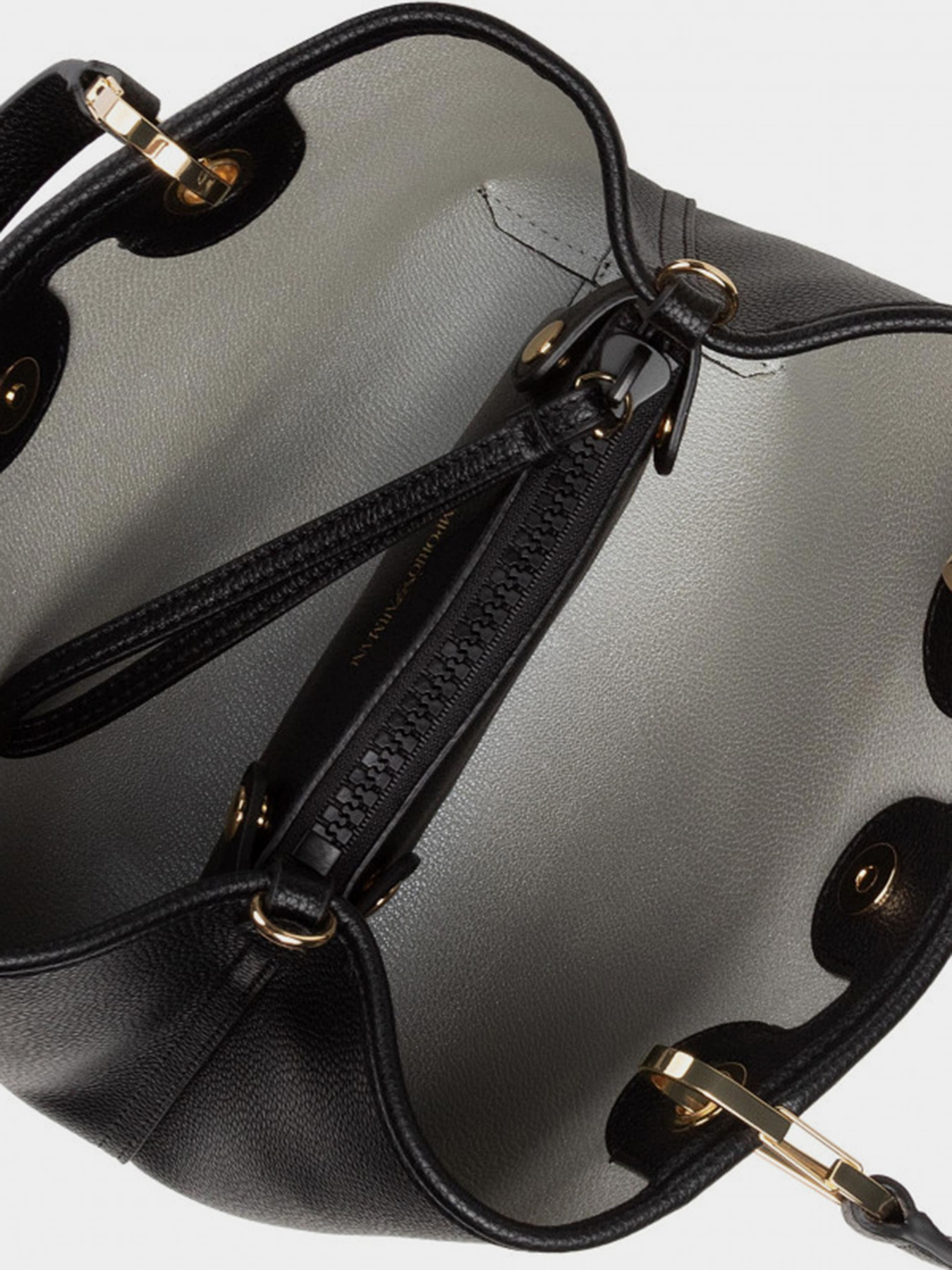 Сумки Emporio Armani модель Y3D166-YFO5B-85218 Фото