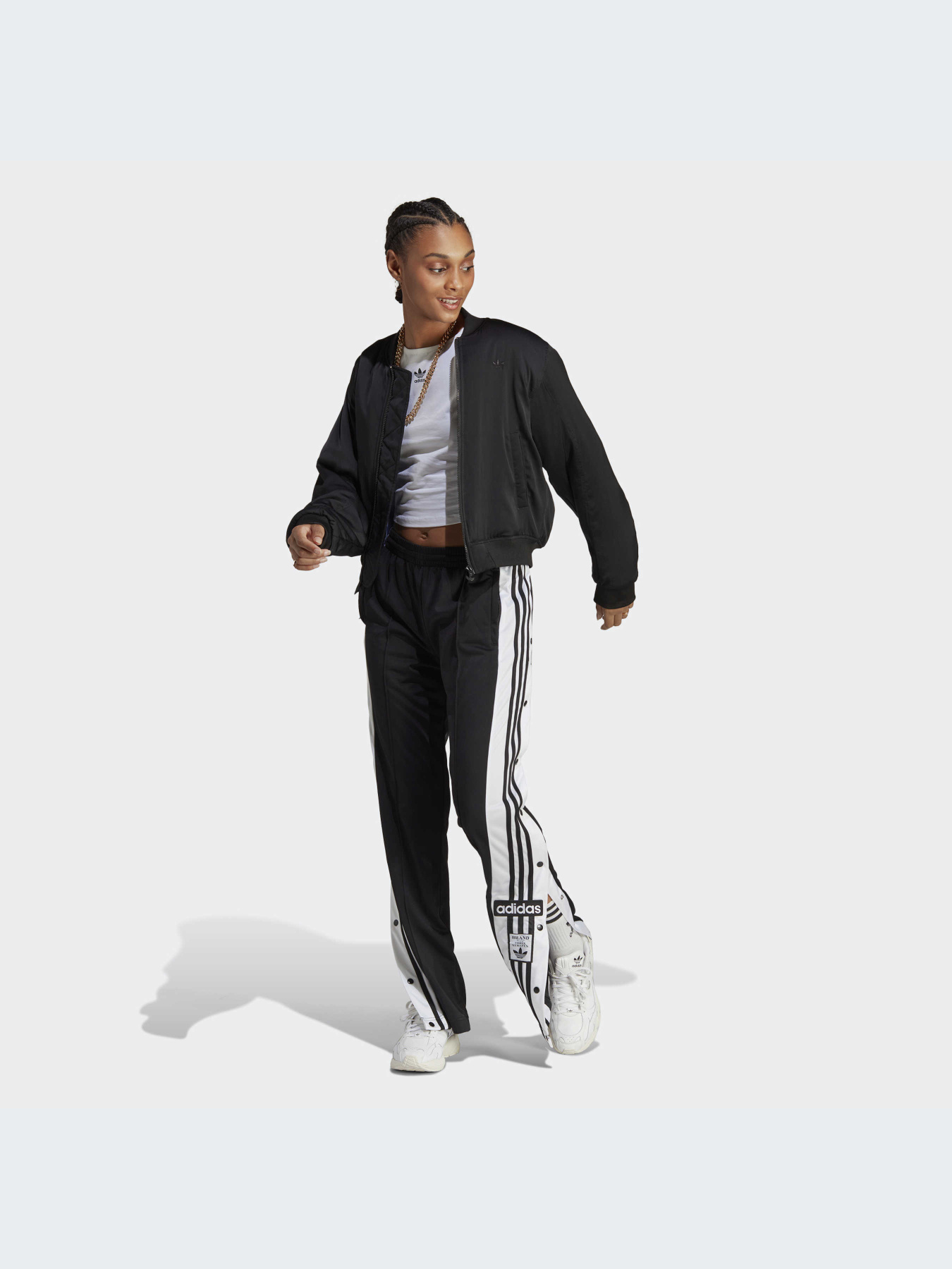 Брюки повседневные Adidas модель IB5924 Фото