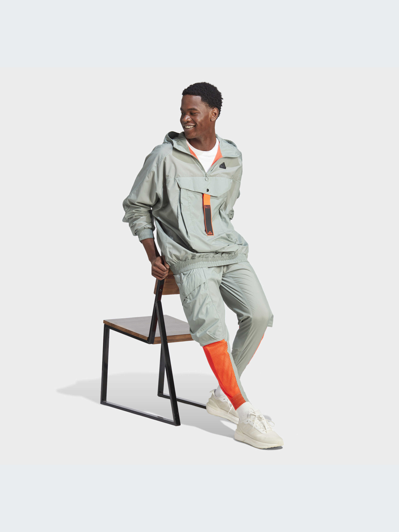 Вітровка Adidas модель IC3725 Вітровка Adidas модель IC3725 Фото