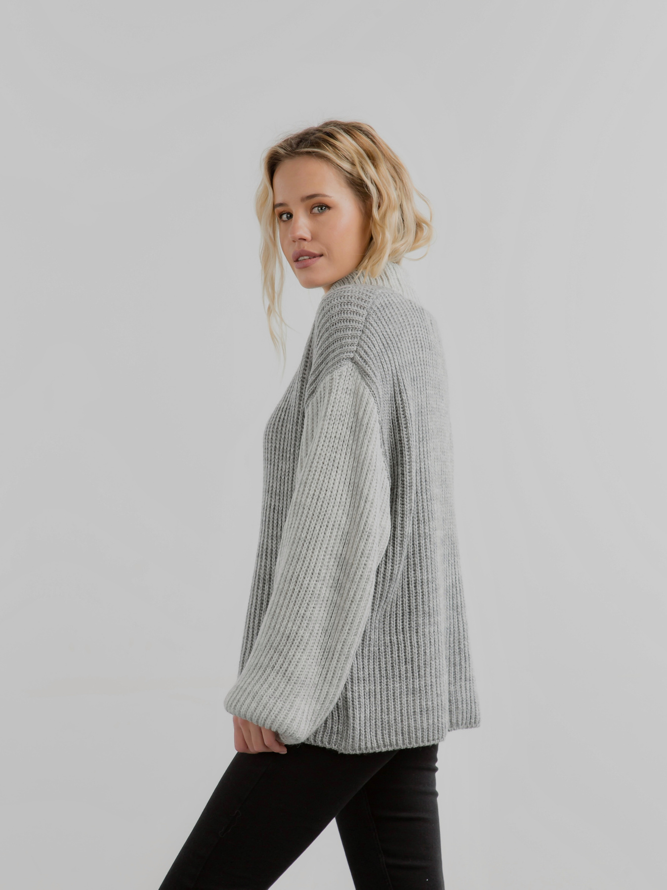 Свитер Romashka Плуа модель 208018503081 Фото