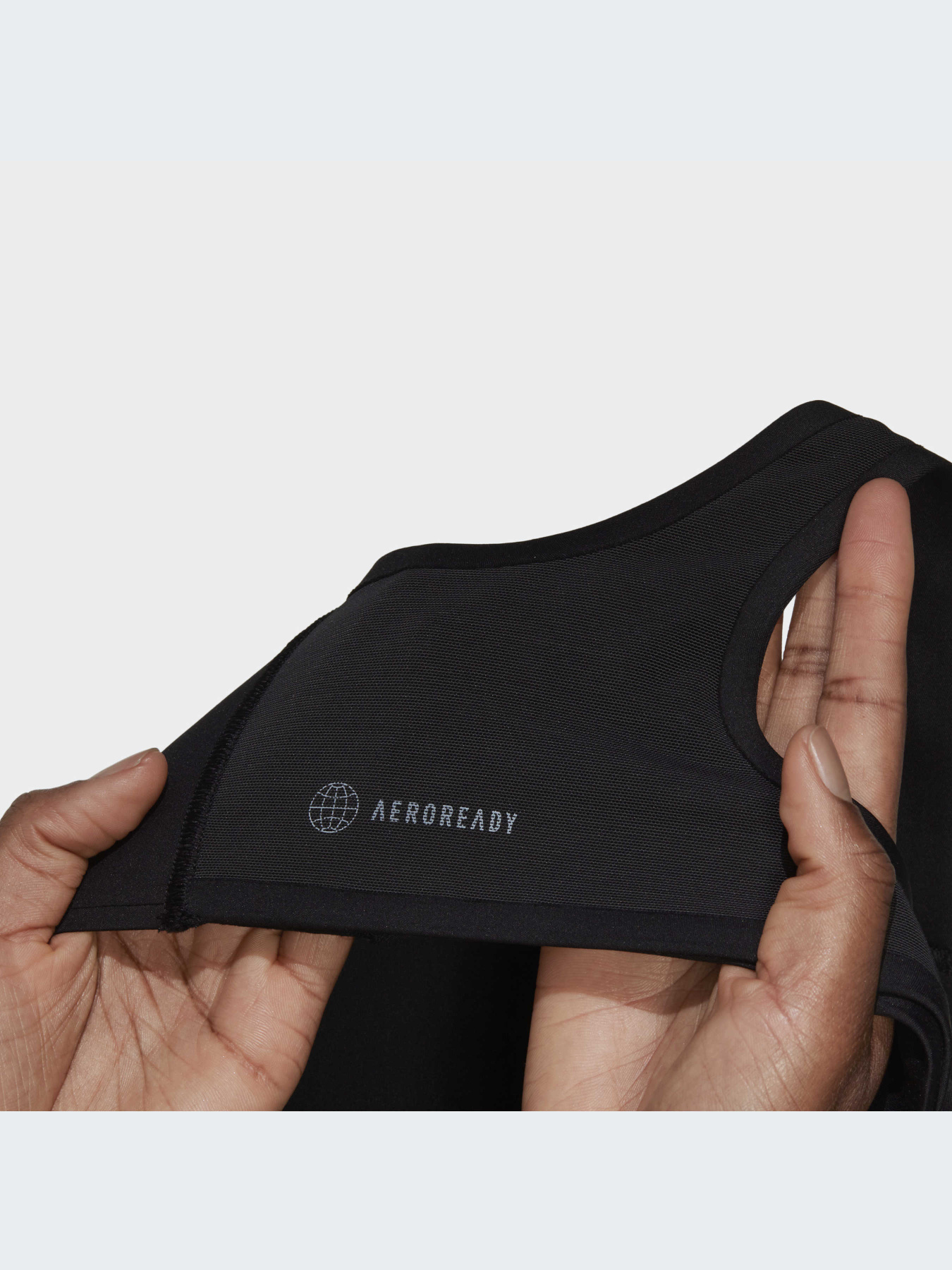 Спортивний топ Adidas Clima модель HA0071 Фото