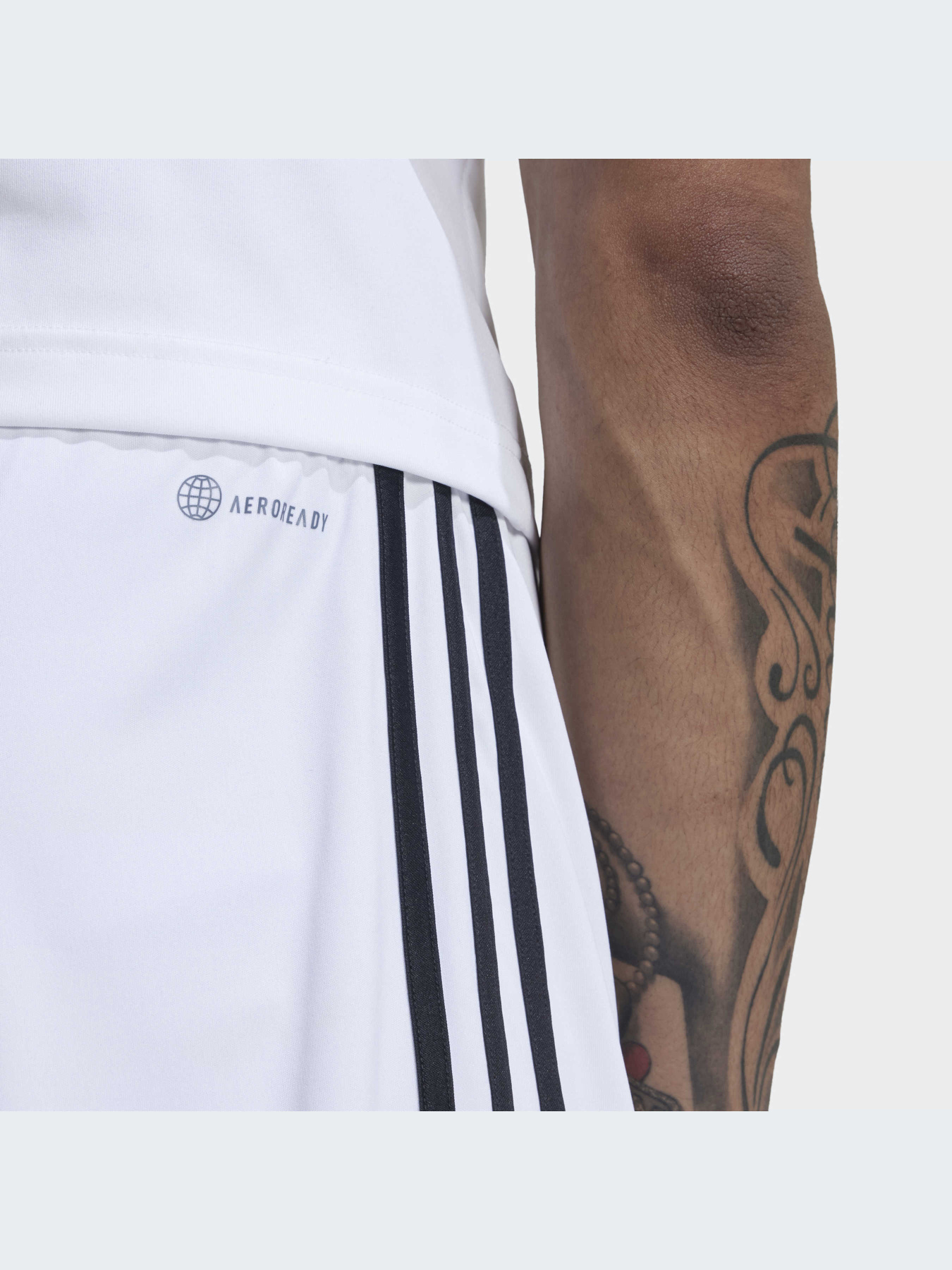 Спортивні шорти Adidas модель H38904 Фото