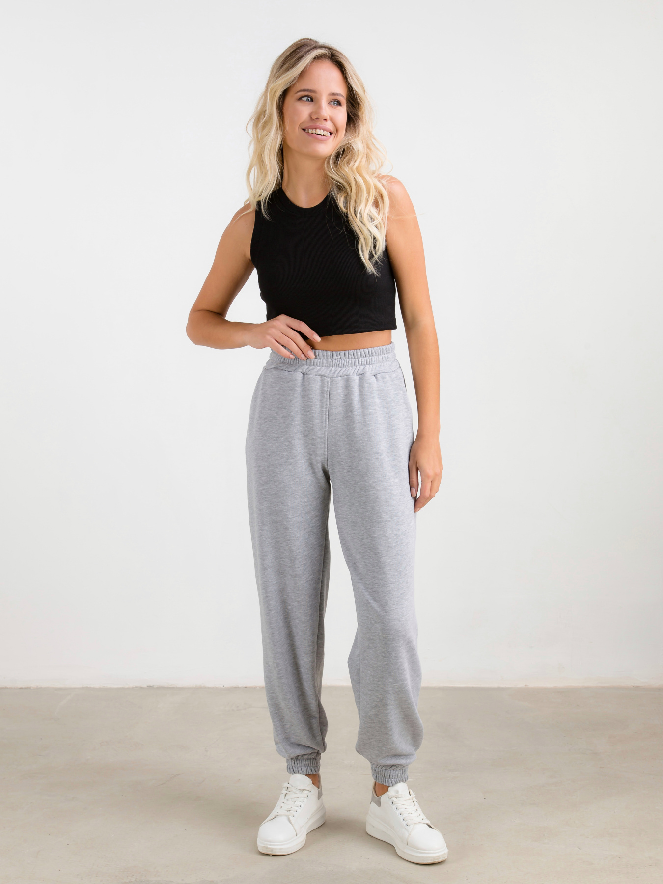 Джогери Romashka Сальвадор модель 204406805081 Джогери Romashka Сальвадор модель 204406805081 Фото