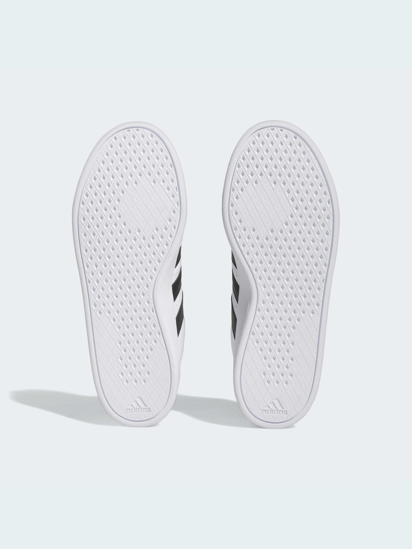 Кроссовки повседневные Adidas модель HP9426 Фото