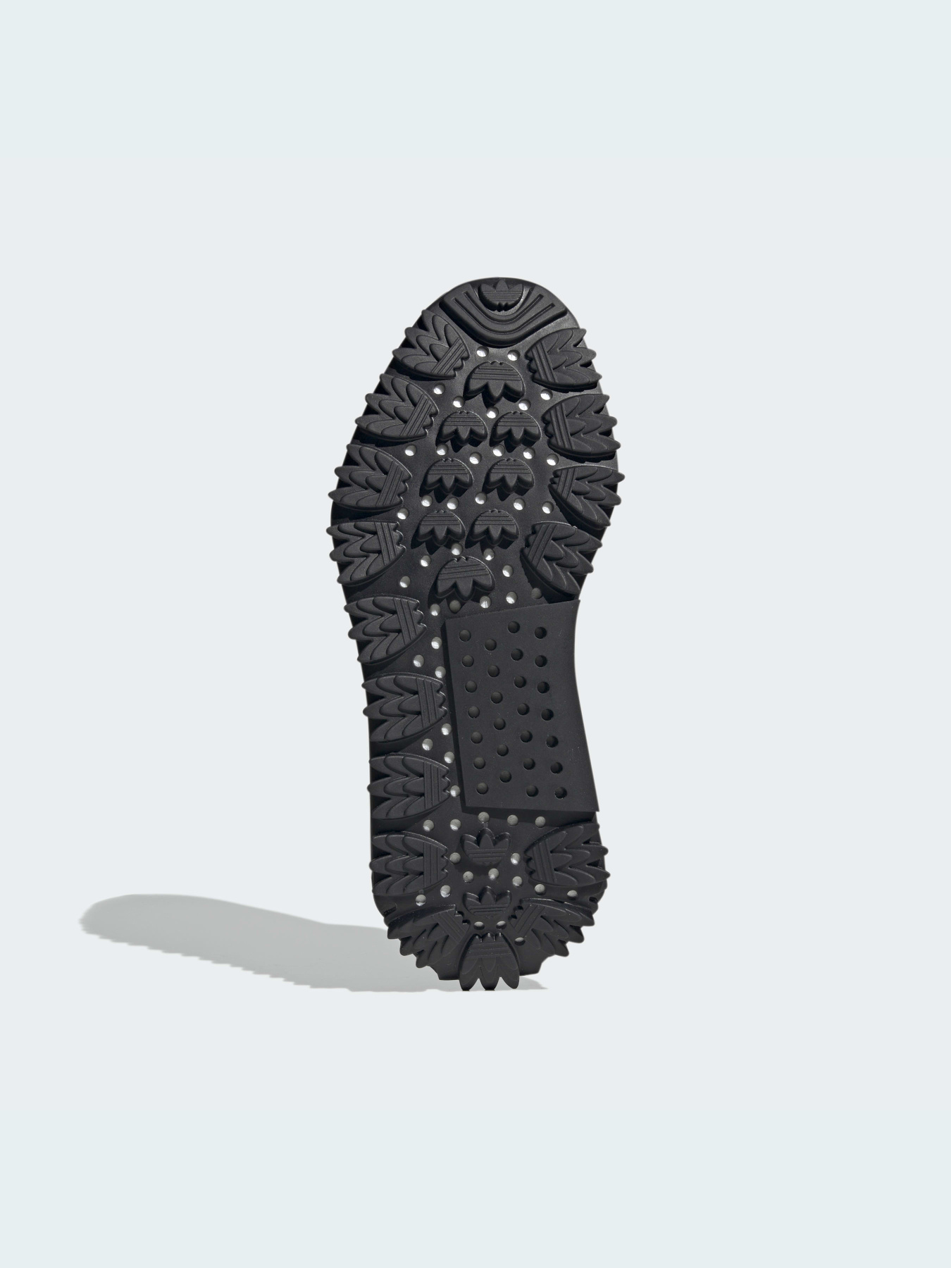 Кроссовки повседневные Adidas NMD модель FZ6381 Кроссовки повседневные Adidas NMD модель FZ6381 Фото