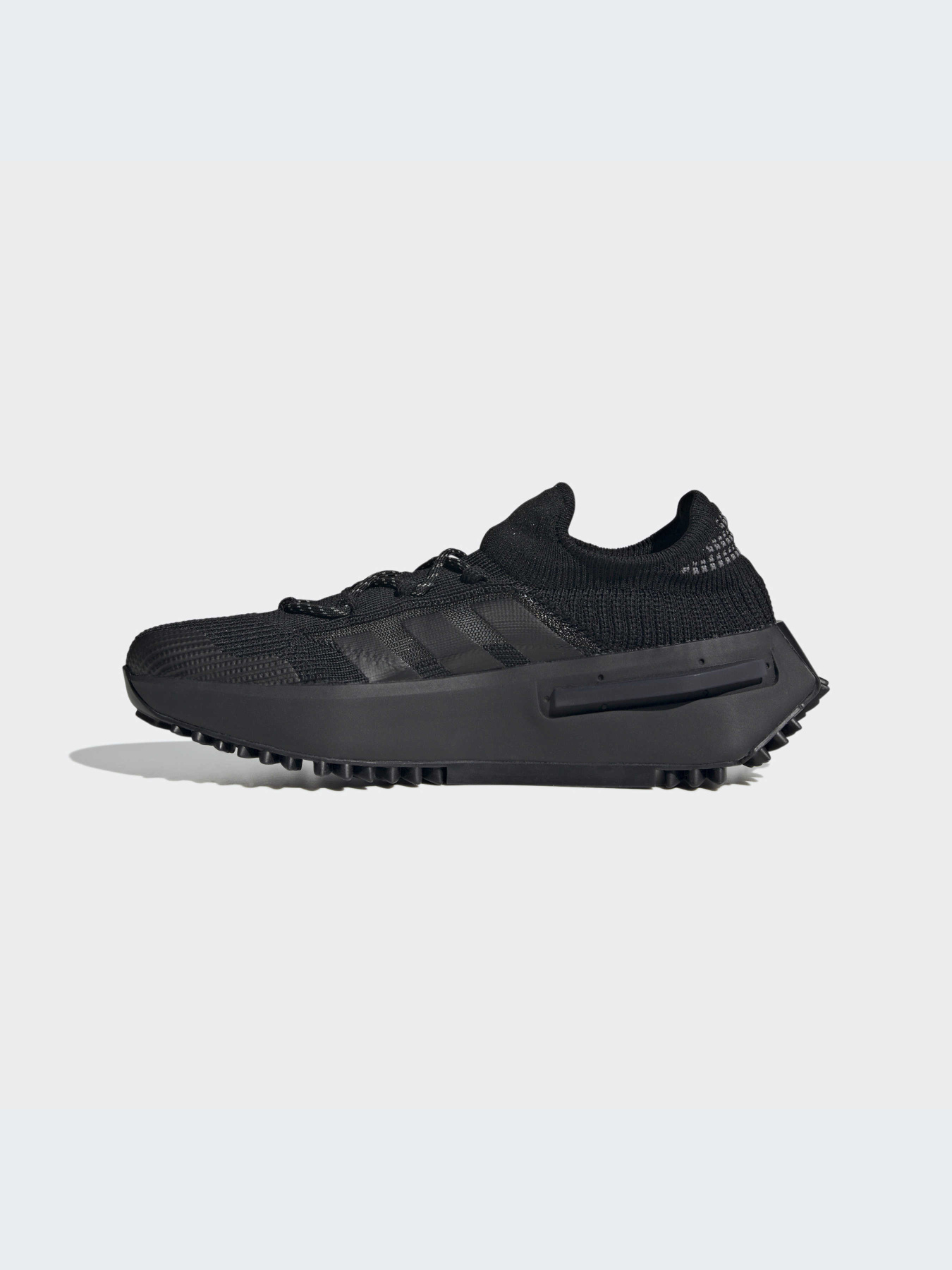Кроссовки повседневные Adidas NMD модель FZ6381 Кроссовки повседневные Adidas NMD модель FZ6381 Фото